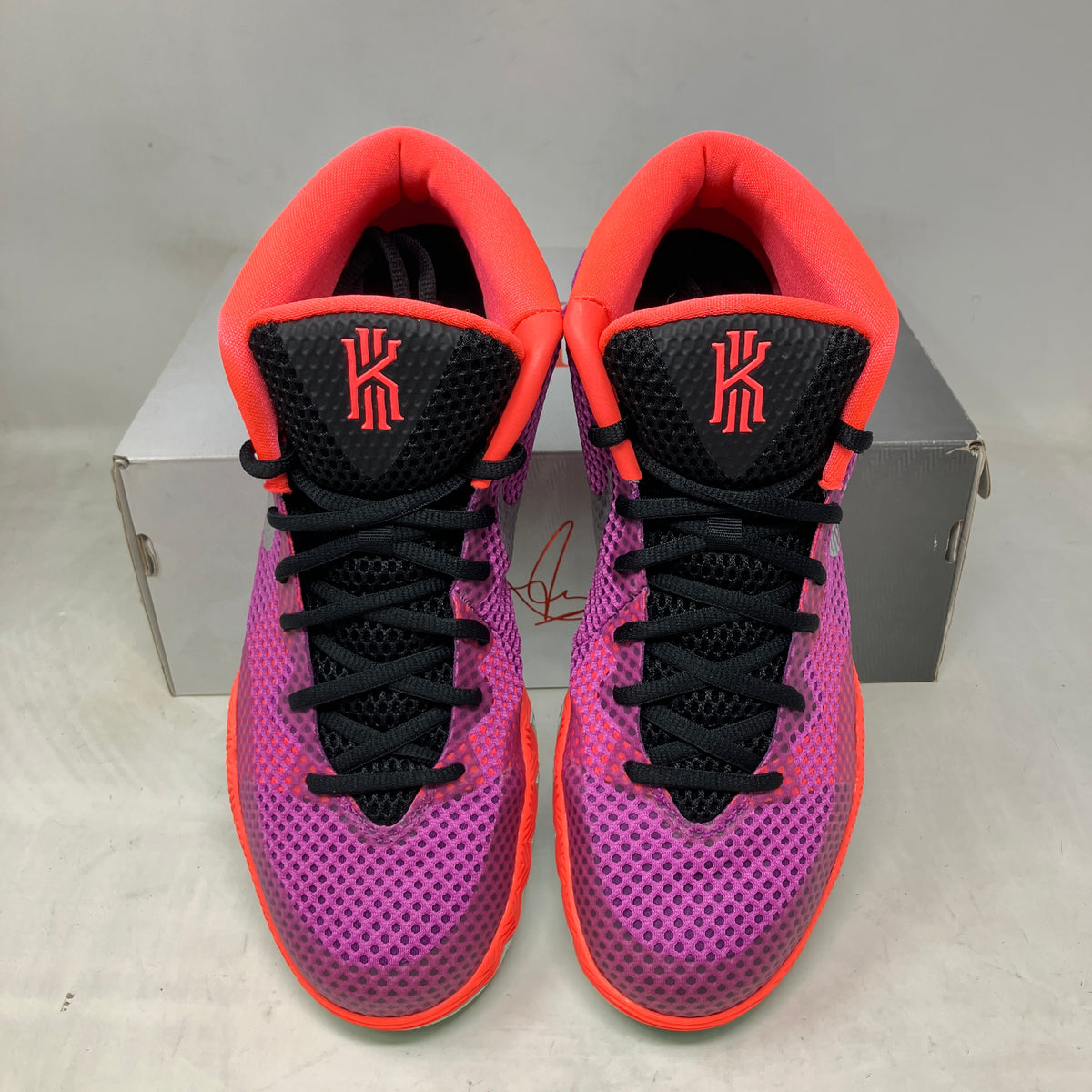 Nike Kyrie 1 Easter