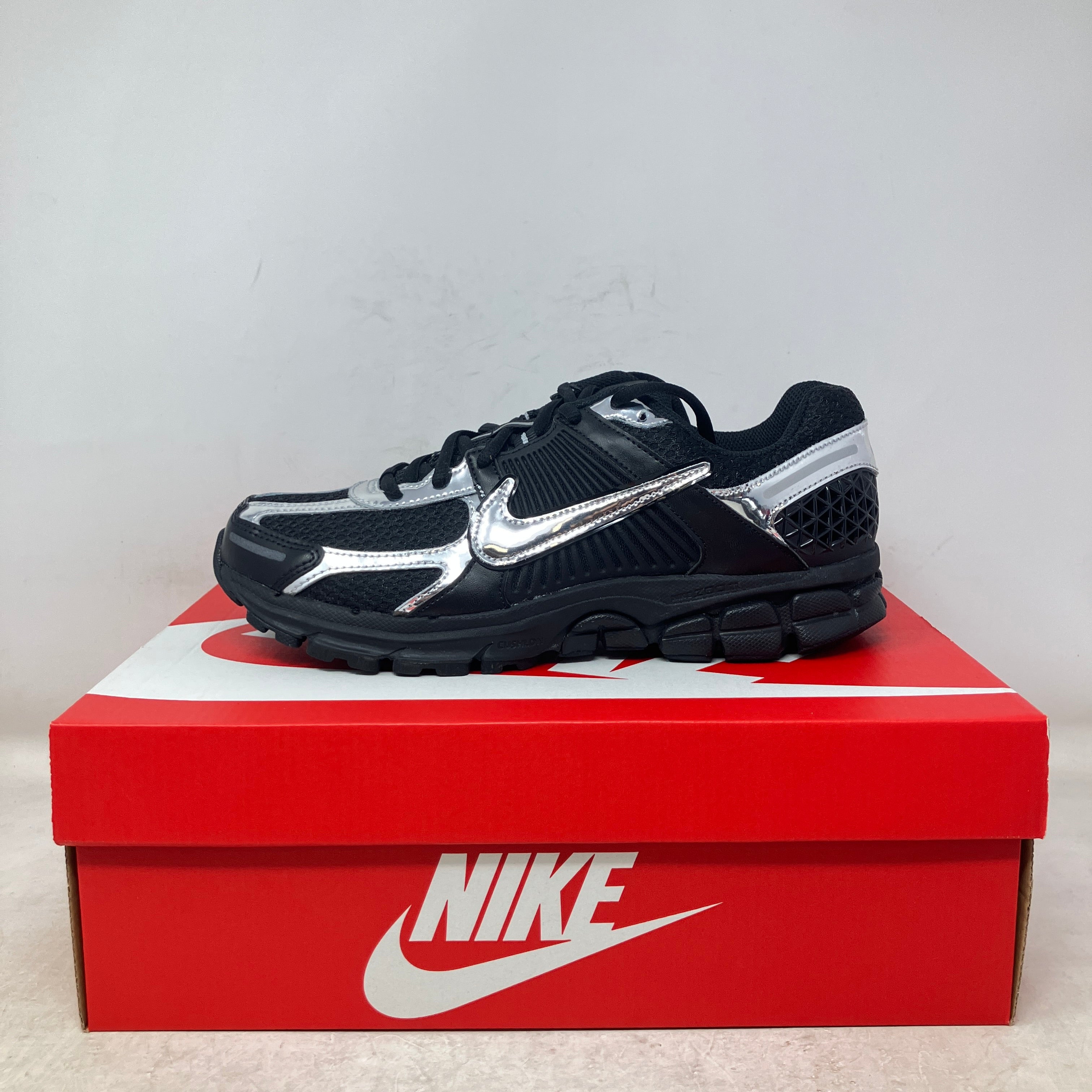 Nike Zoom Vomero 5 Black Chrome (Women's)