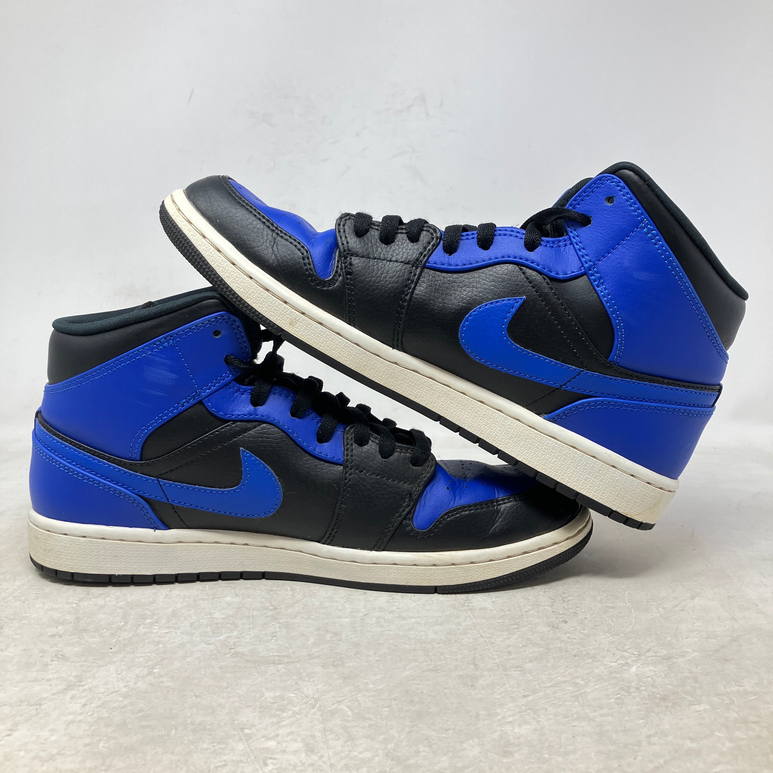 Jordan 1 Mid Hyper Royal Tumbled Leather