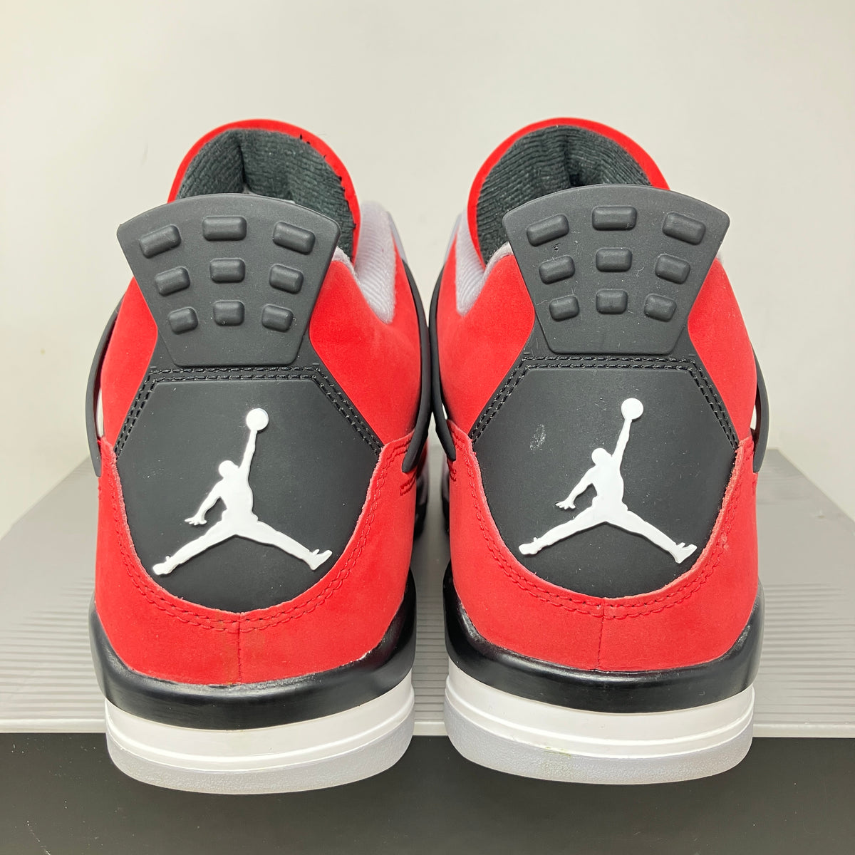 Jordan 4 Retro Toro Bravo (2026)