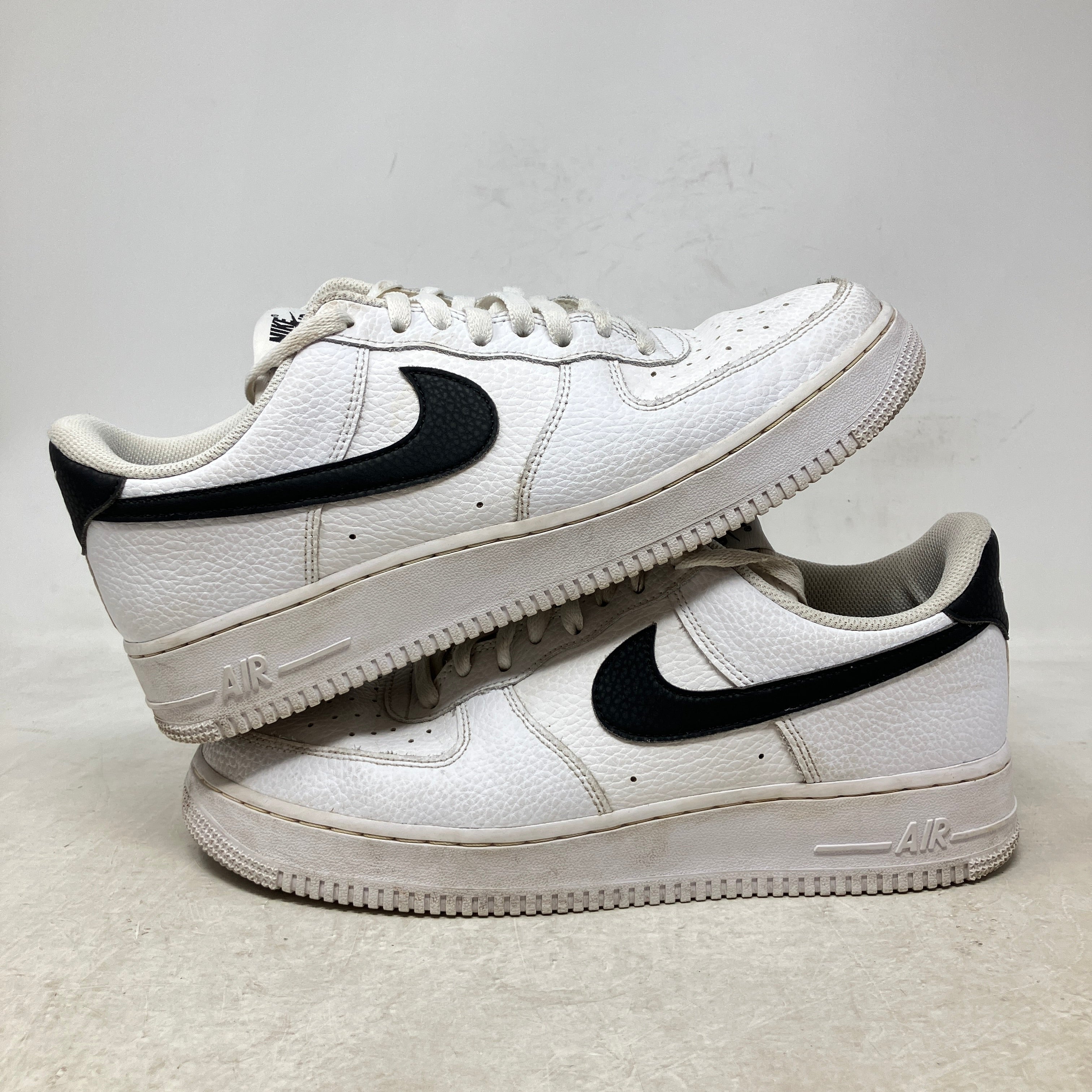Nike Air Force 1 Low '07 White Black Pebbled Leather