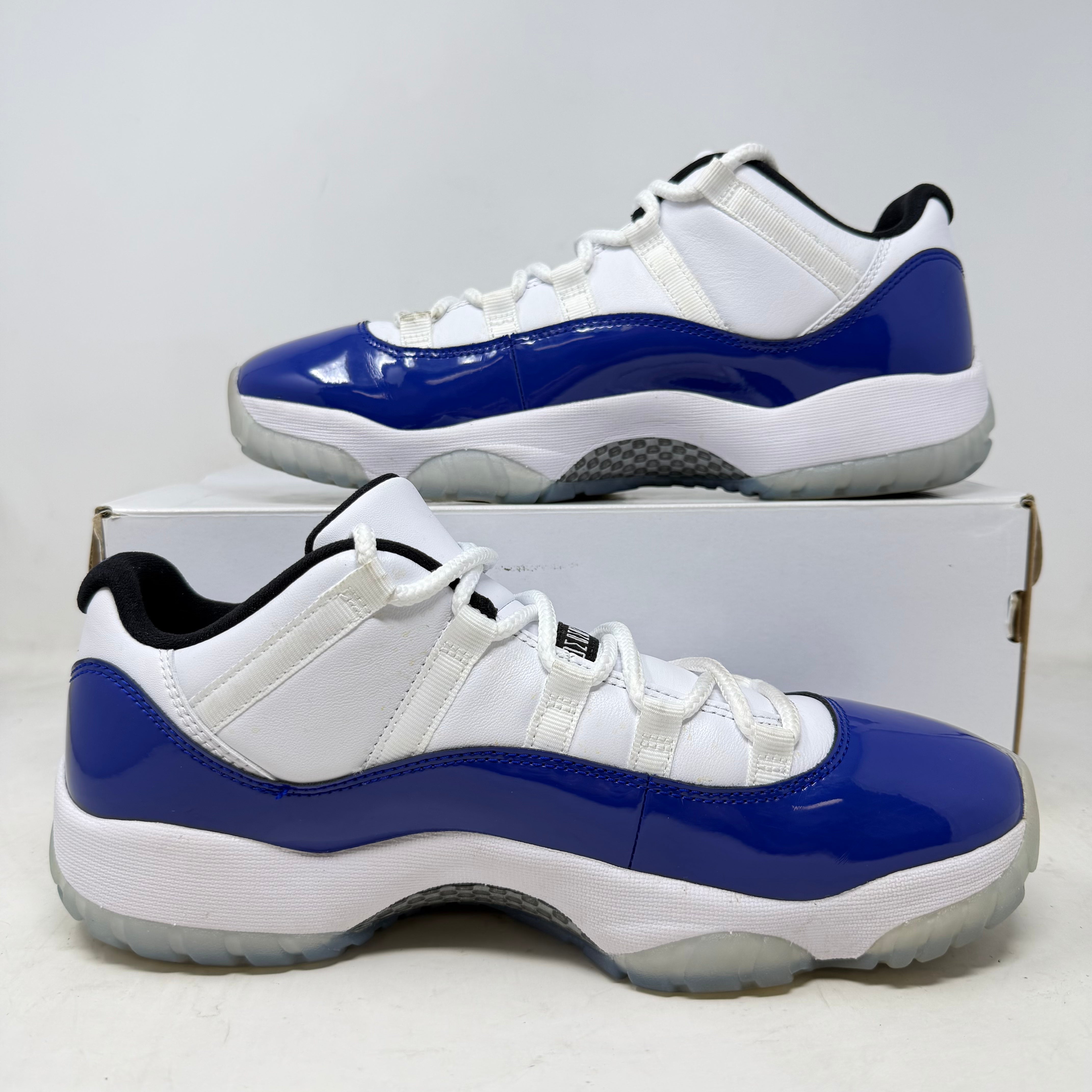 Jordan 11 Retro Low White Concord (Women's)