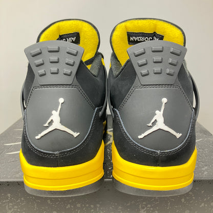 Jordan 4 Retro Thunder (2023)