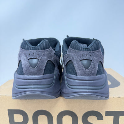 adidas Yeezy Boost 700 V2 Vanta
