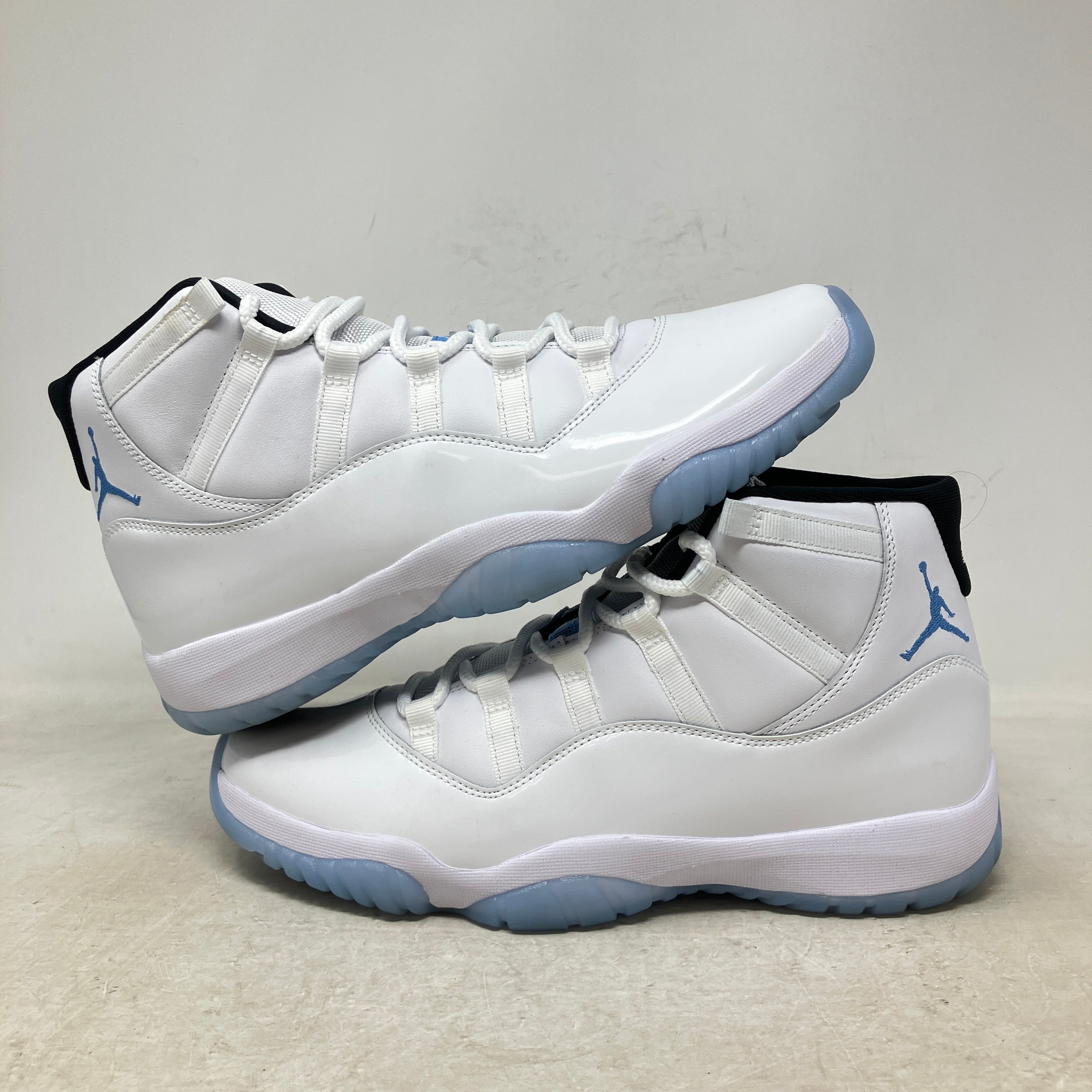 Jordan 11 Retro Legend Blue (2024)