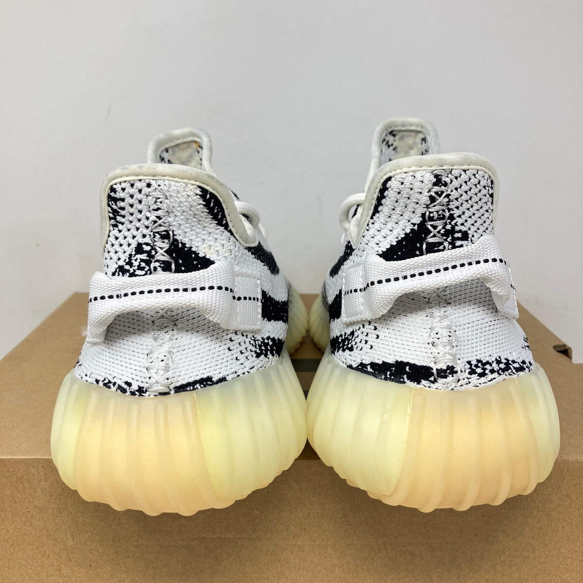 adidas Yeezy Boost 350 V2 Zebra