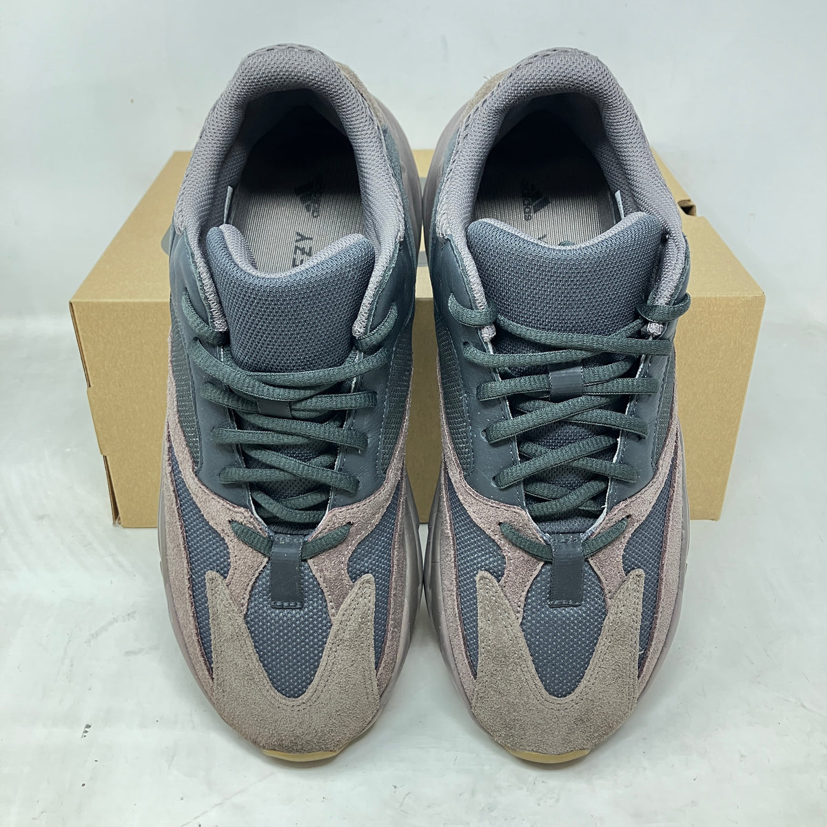 adidas Yeezy Boost 700 Mauve