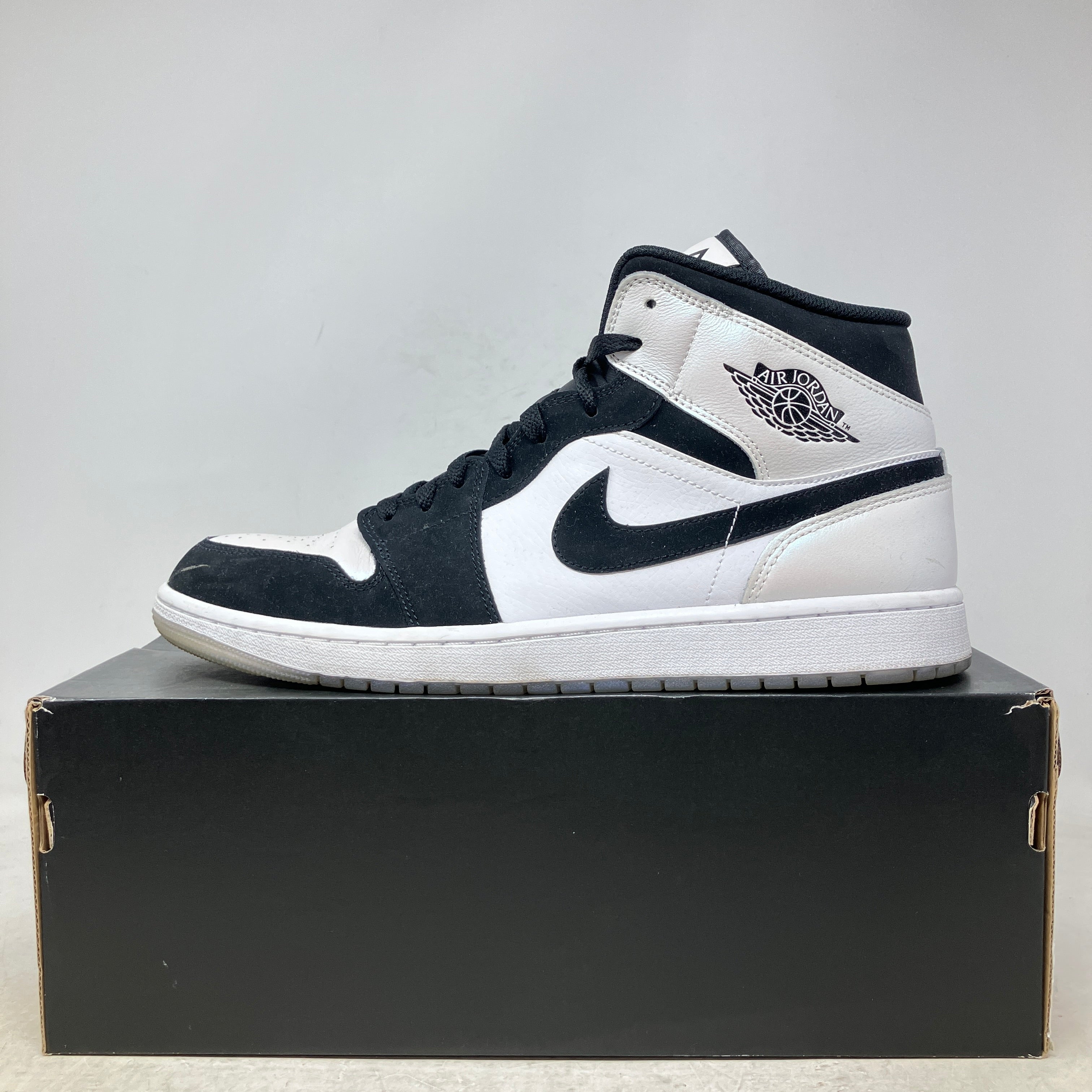 Jordan 1 Mid Diamond Shorts