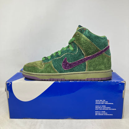 Nike SB Dunk High Skunk 420