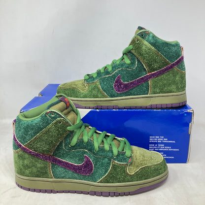 Nike SB Dunk High Skunk 420