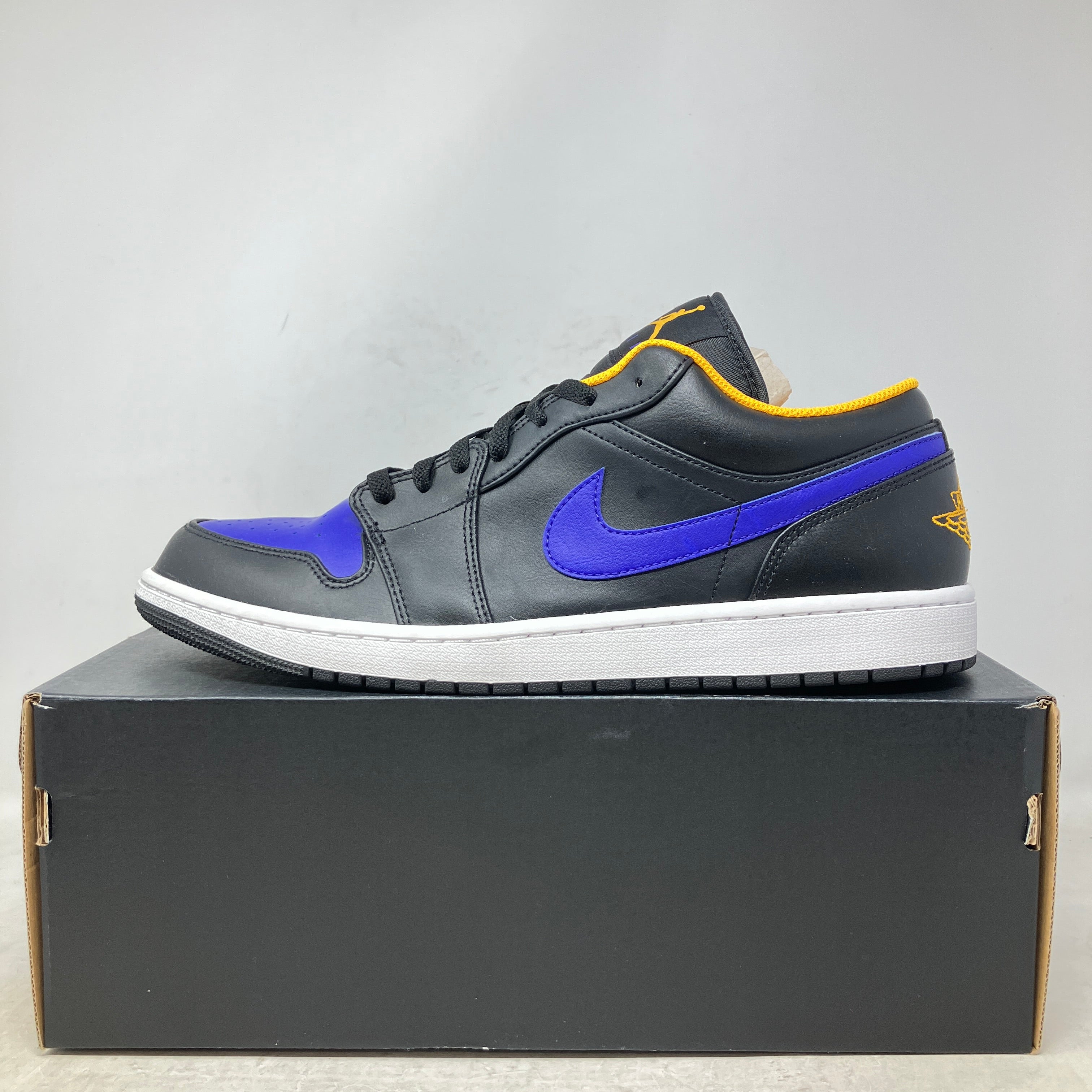 Jordan 1 Low Dark Concord