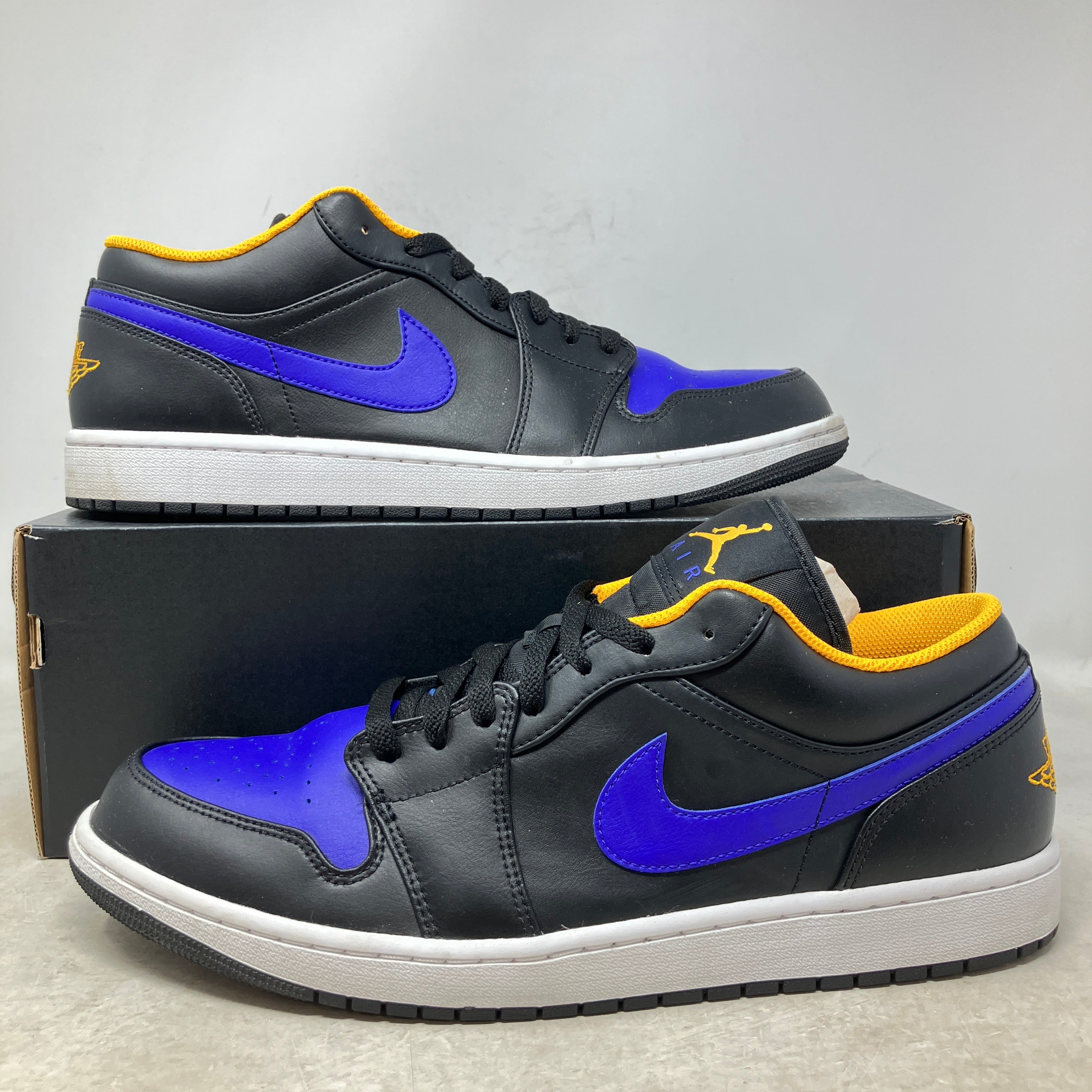 Jordan 1 Low Dark Concord