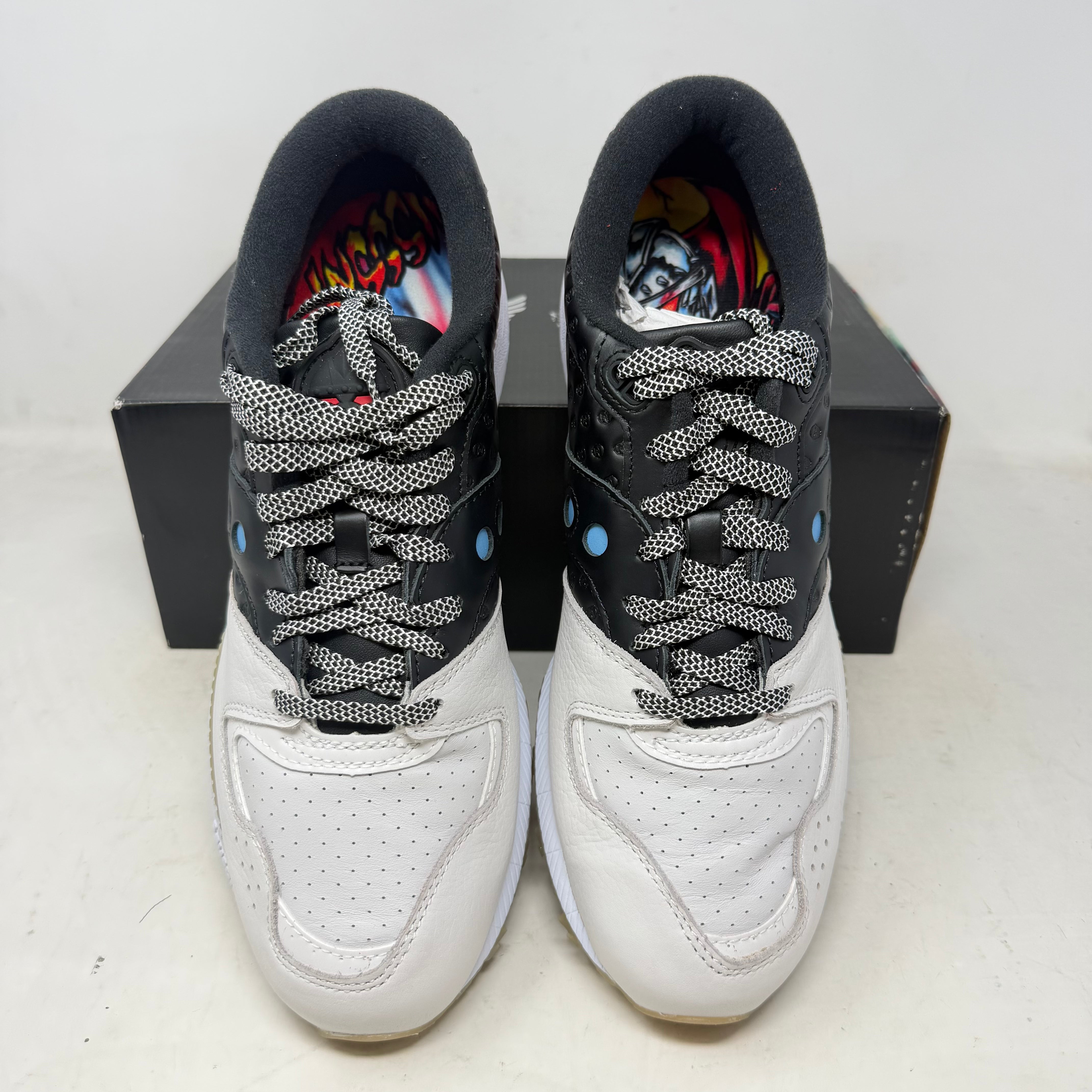 Saucony Azura Super7 Czarface Czarcony (with Figure)