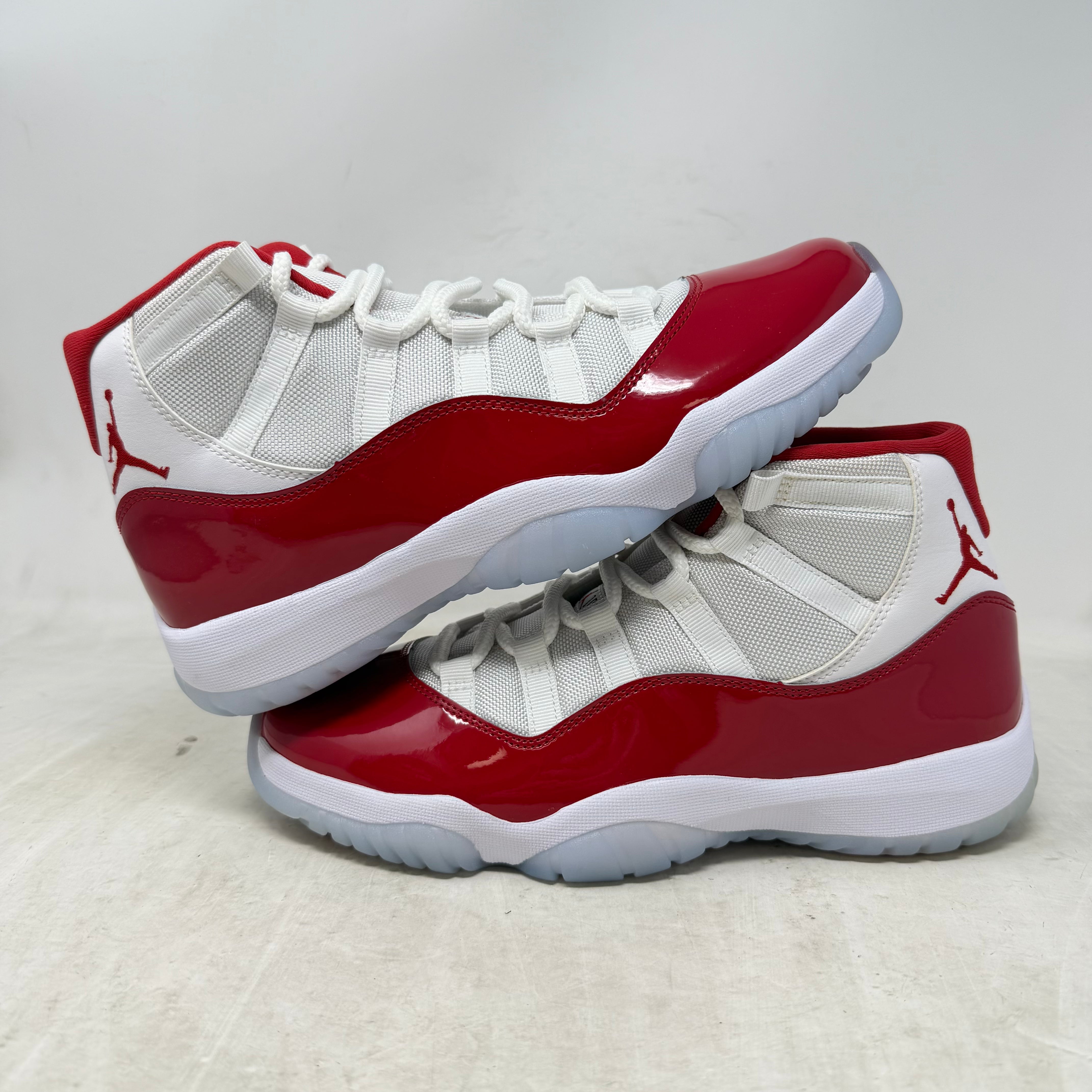 Jordan 11 Retro Cherry (2022)