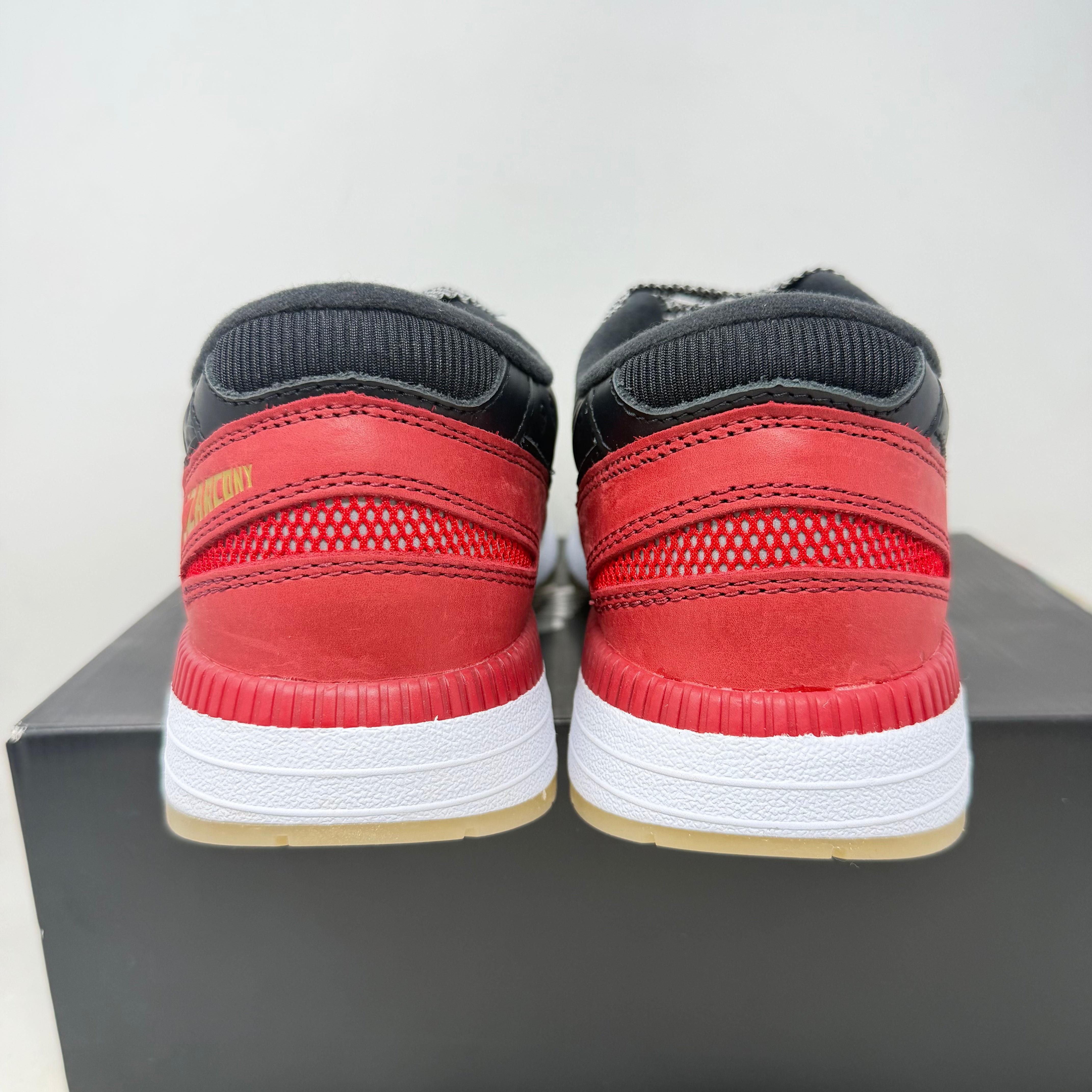 Saucony Azura Super7 Czarface Czarcony (with Figure)