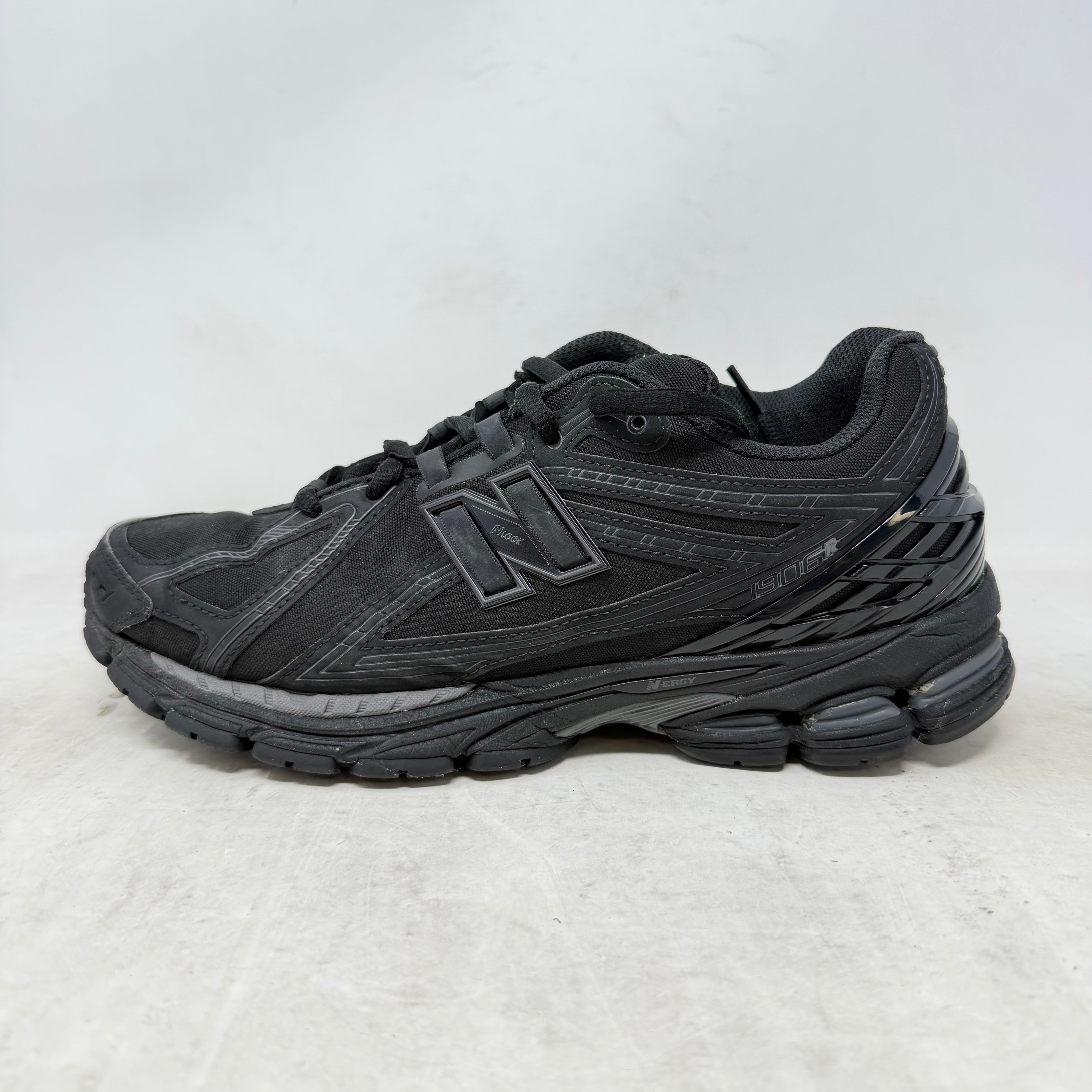 New Balance 1906R Triple Black
