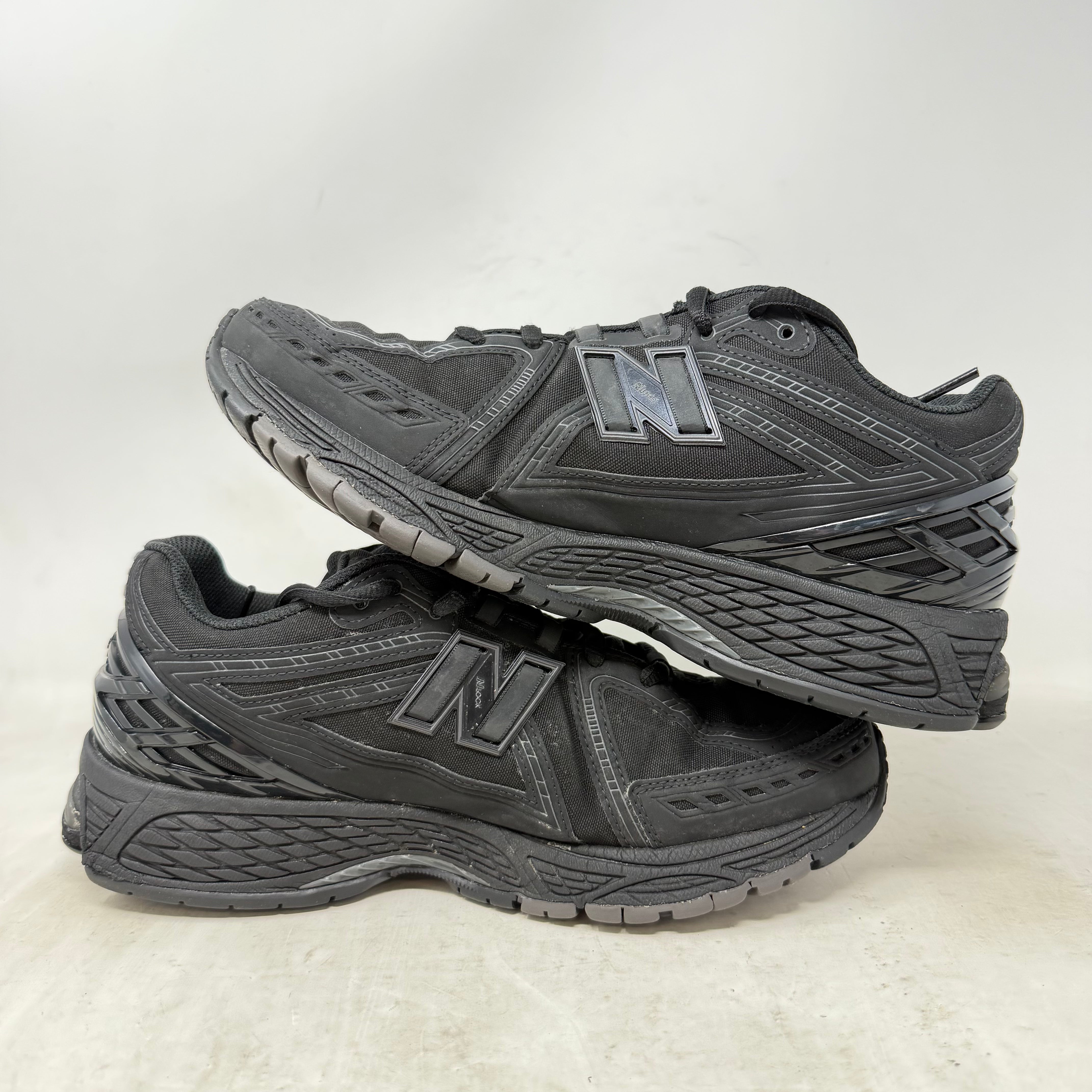 New Balance 1906R Triple Black