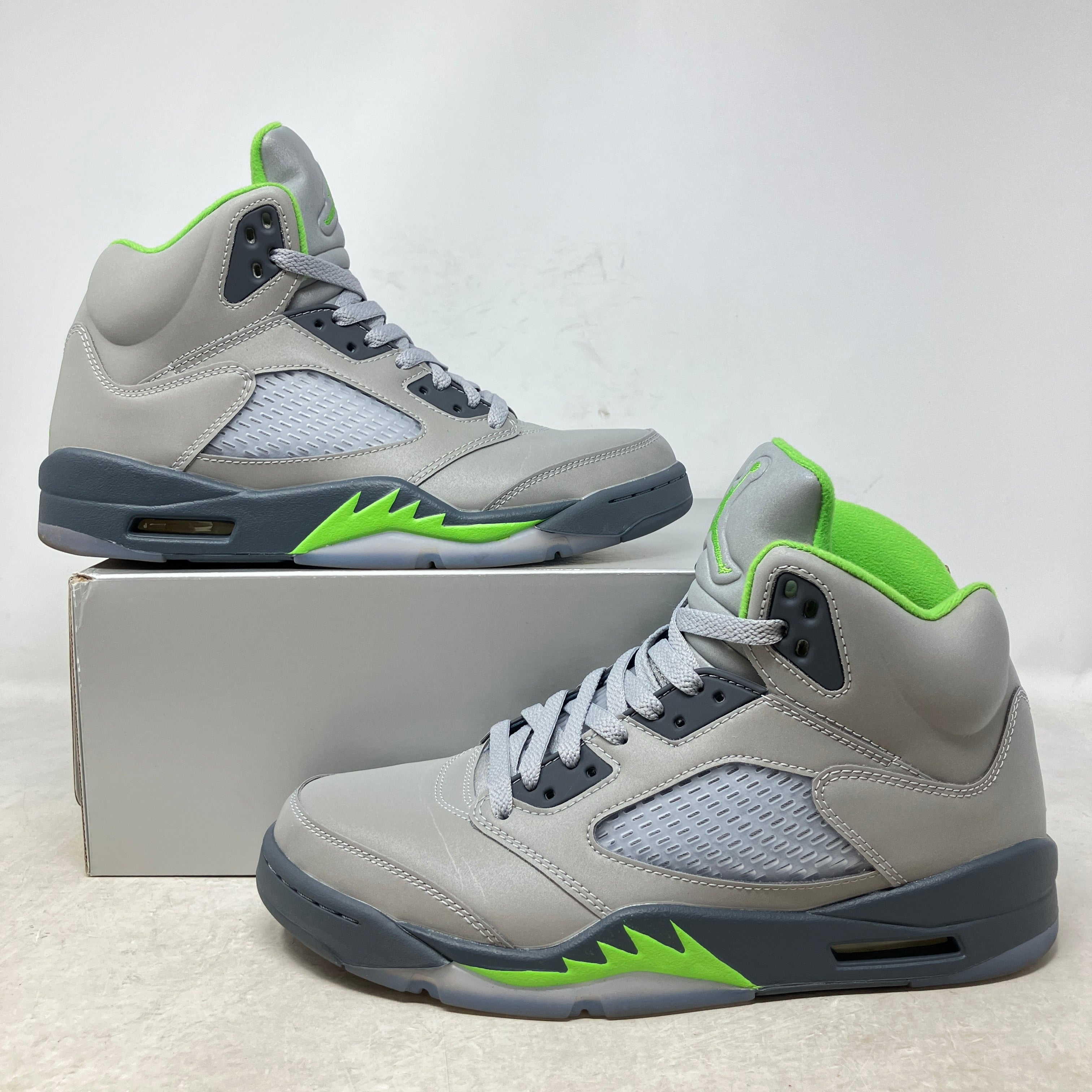 Jordan 5 Retro Green Bean (2022)