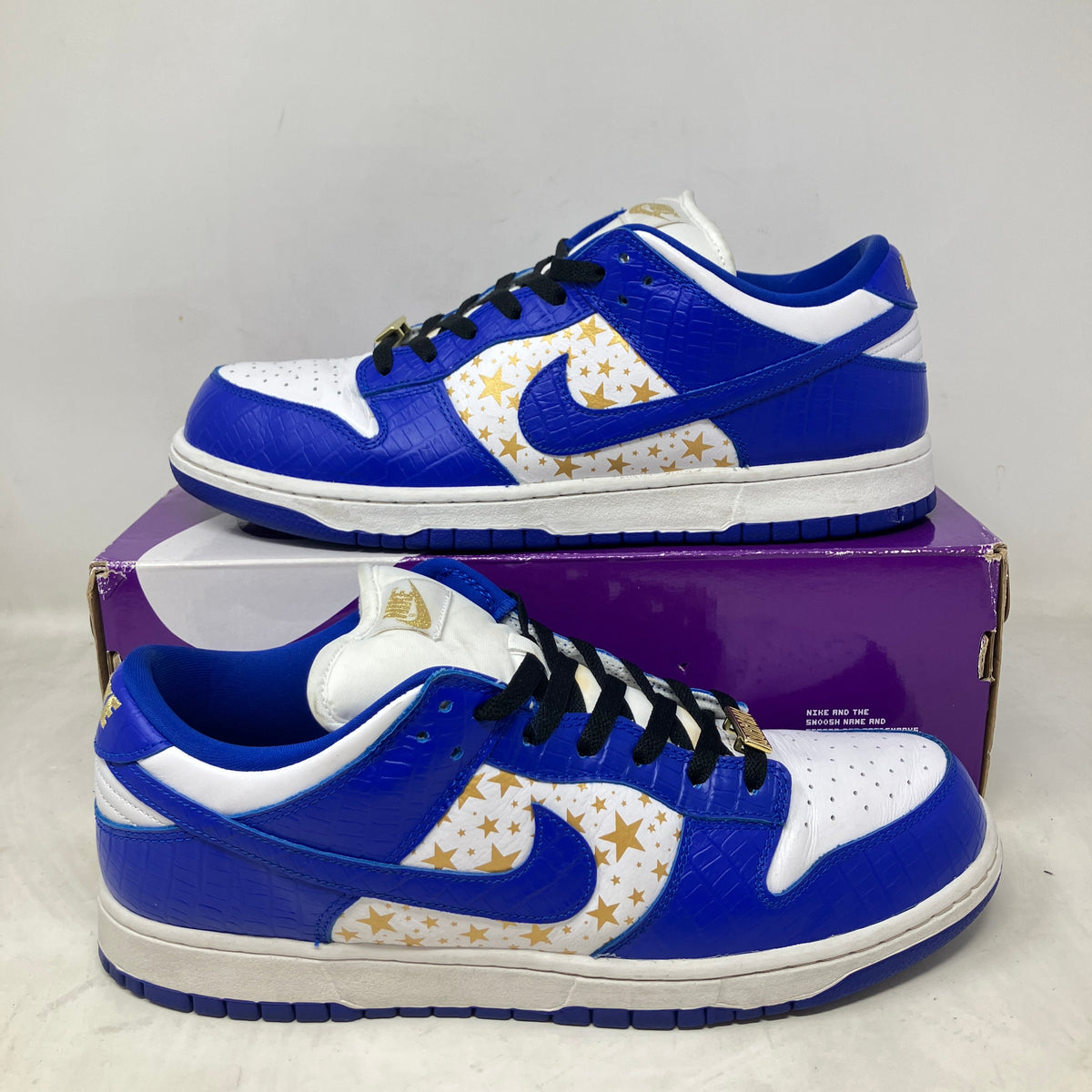 Nike SB Dunk Low Supreme Stars Hyper Royal (2021)