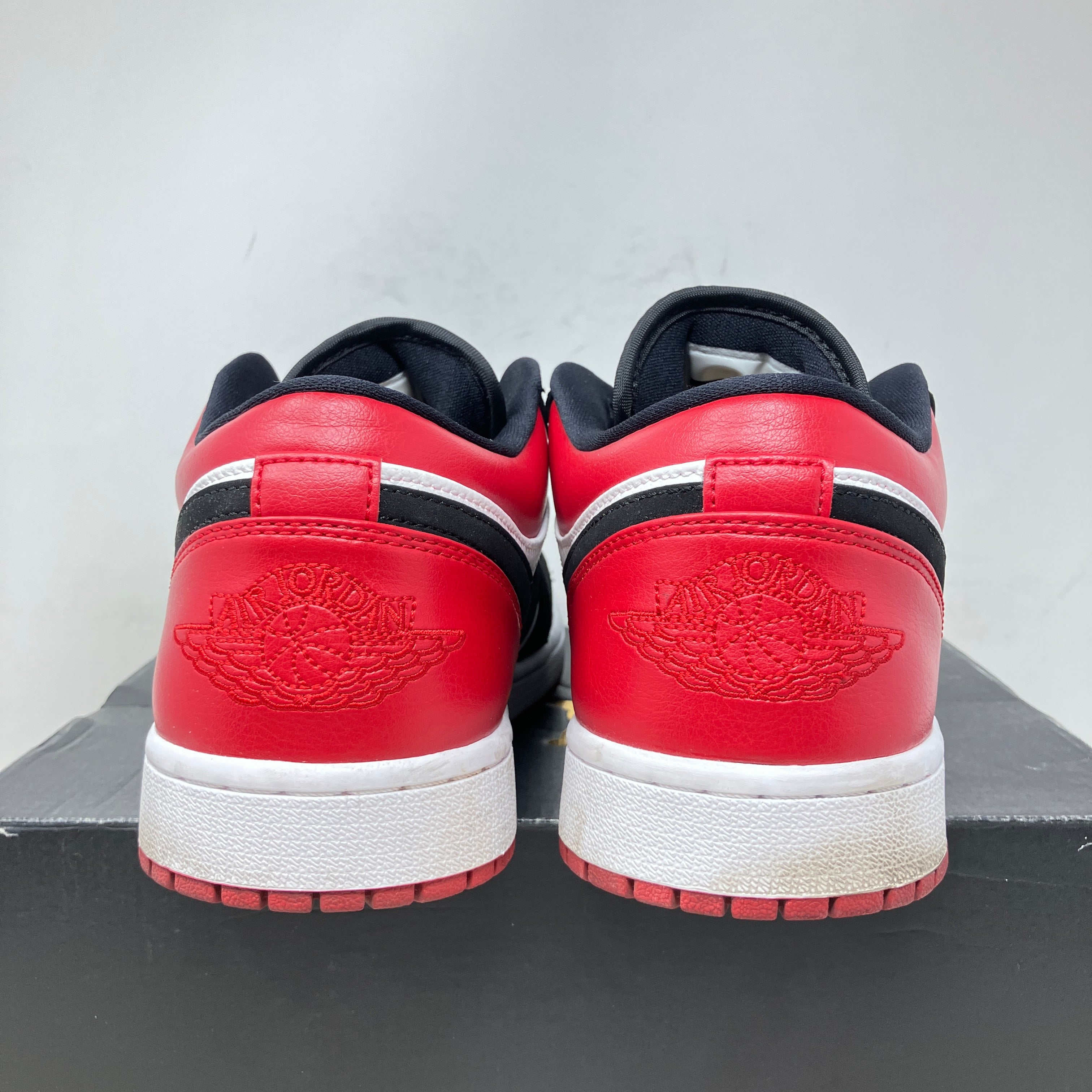 Jordan 1 Low Black Toe (2019)