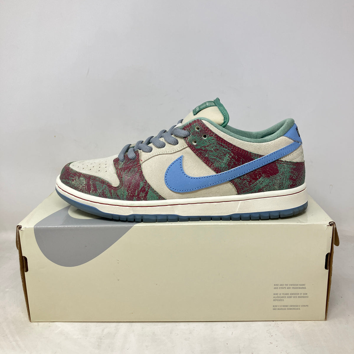 Nike SB Dunk Low Crenshaw Skate Club
