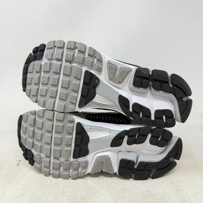 Nike Zoom Vomero 5 Metallic Silver Black