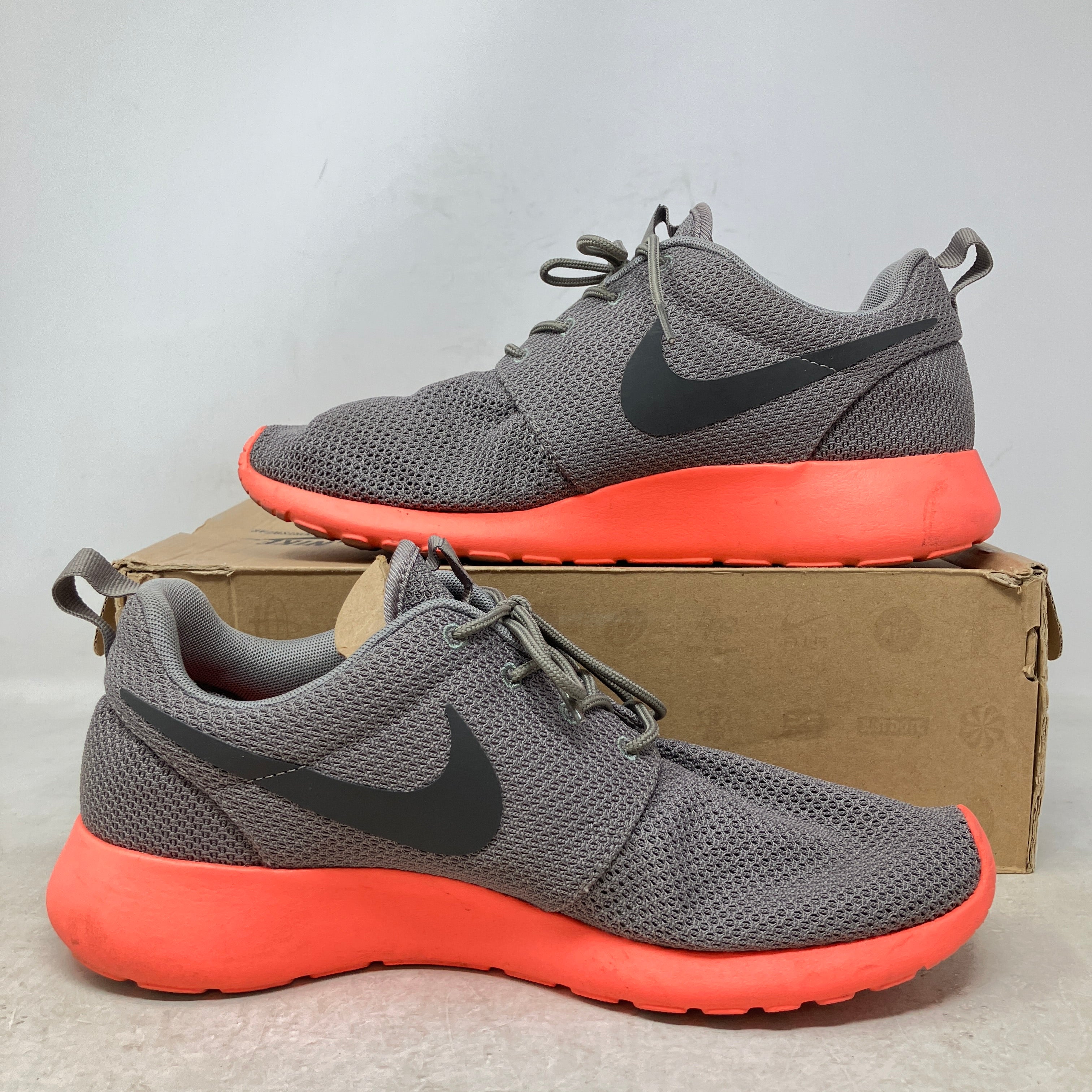 Nike Roshe Run Soft Grey Crimson