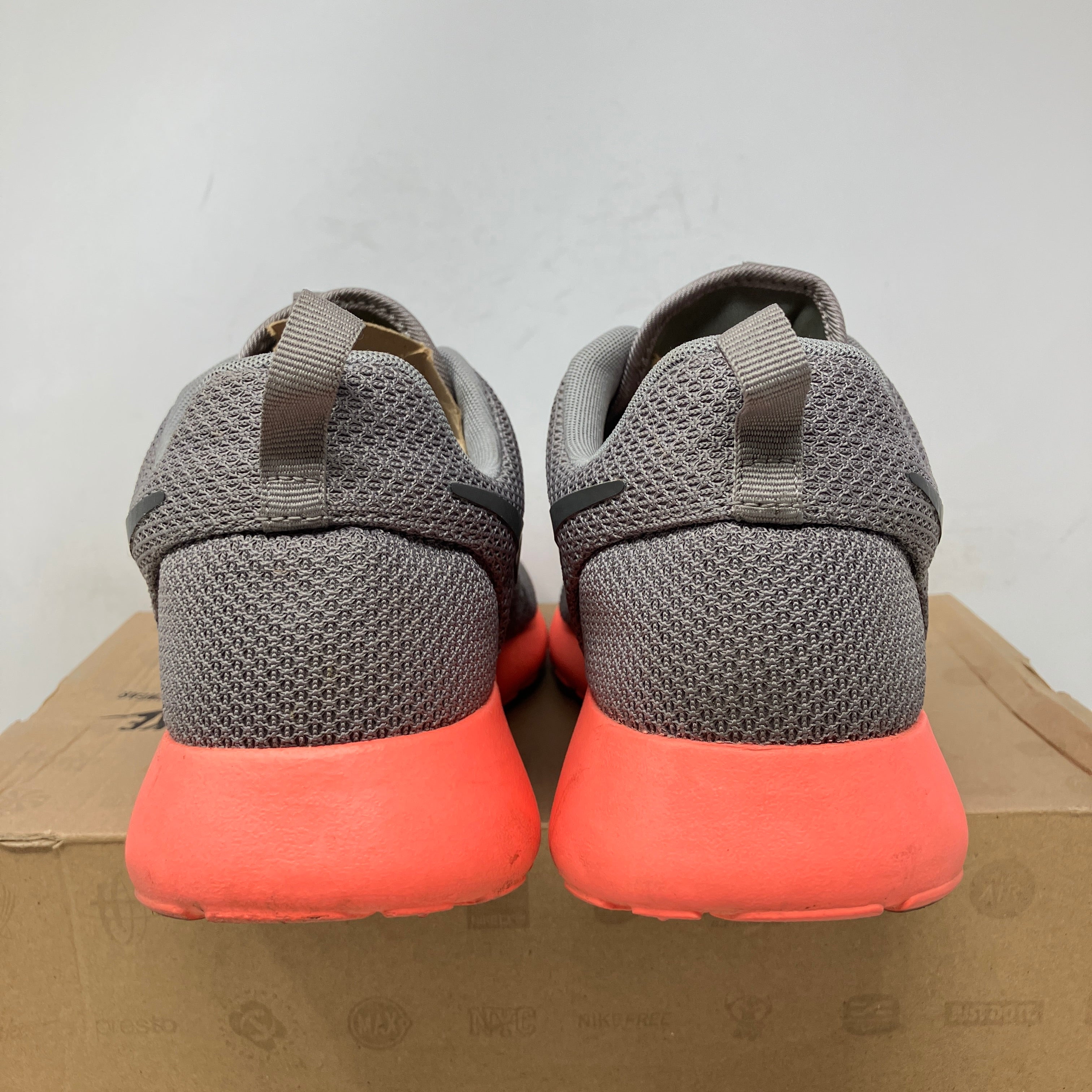 Nike Roshe Run Soft Grey Crimson