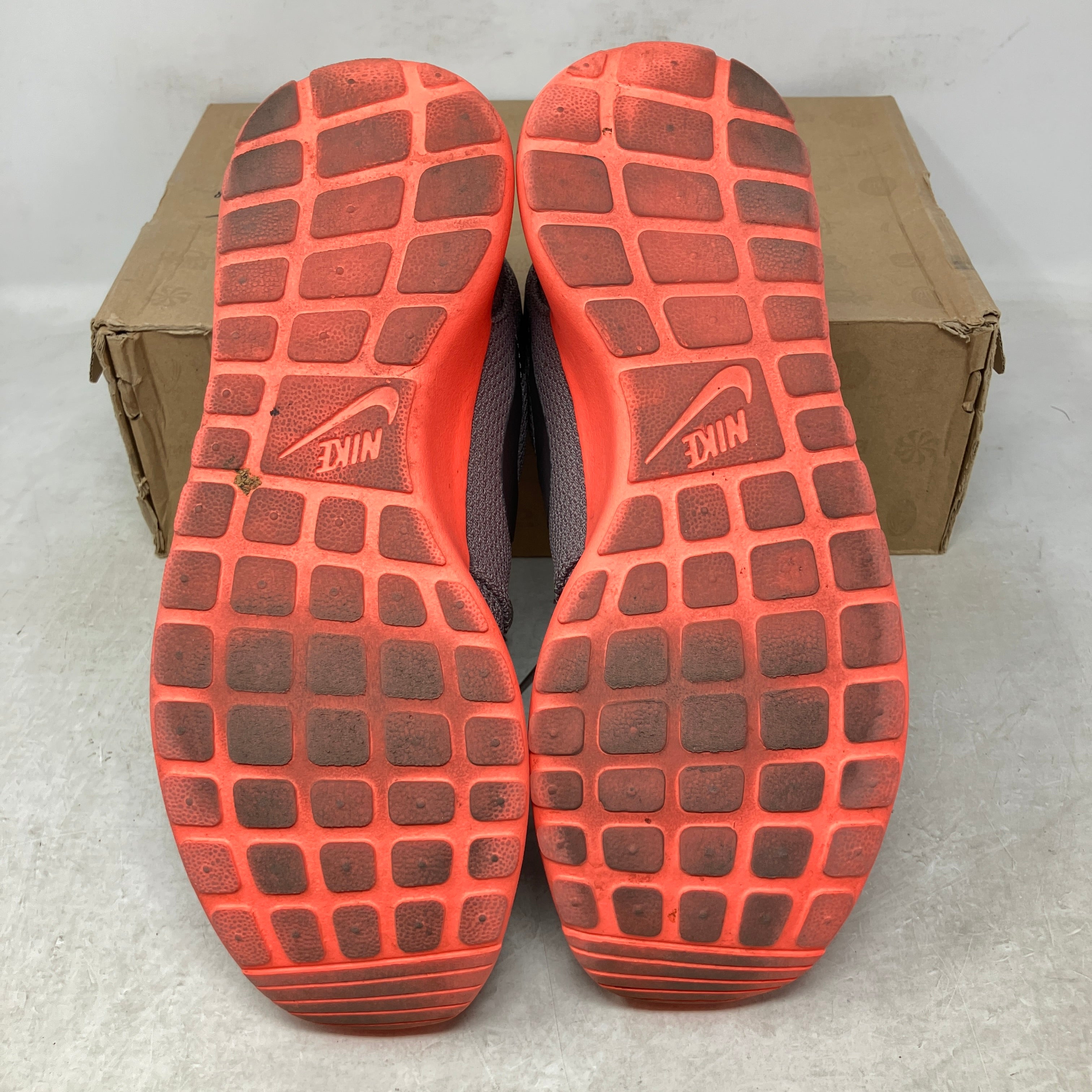 Nike Roshe Run Soft Grey Crimson