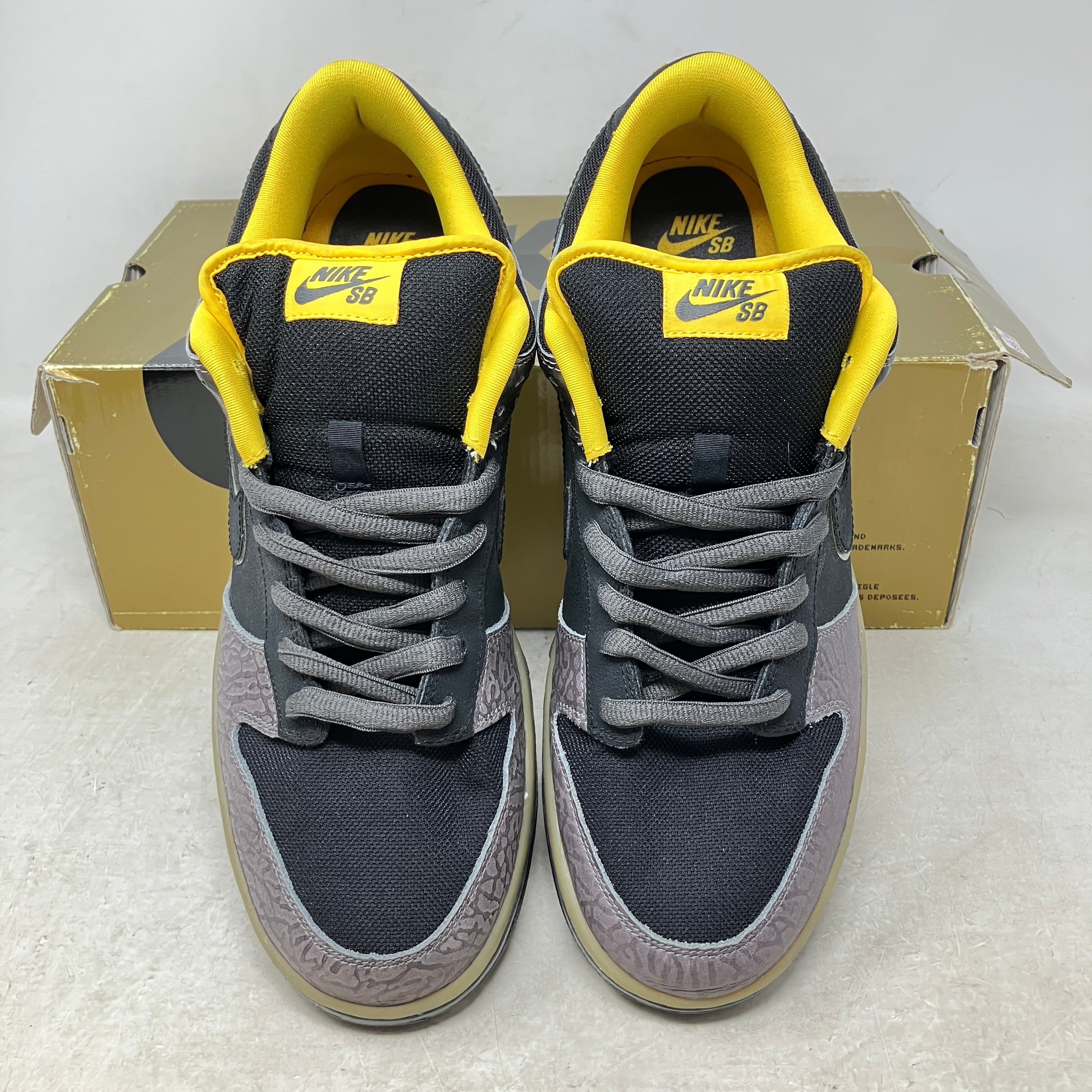 Nike SB Dunk Low Yellow Curb