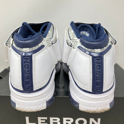 Nike LeBron Zoom 2 Midnight Navy (2022)