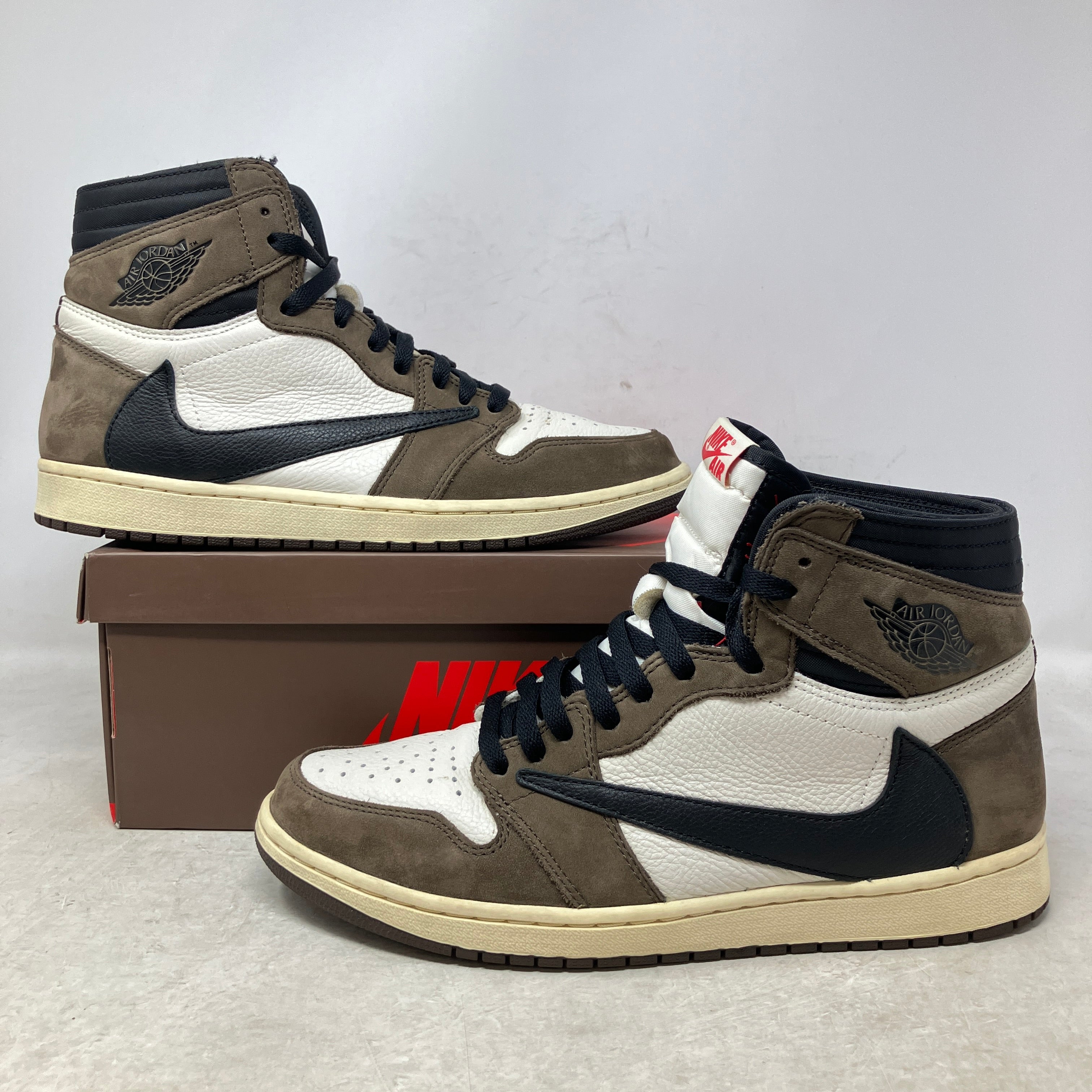 Jordan 1 Retro High OG SP Travis Scott Mocha