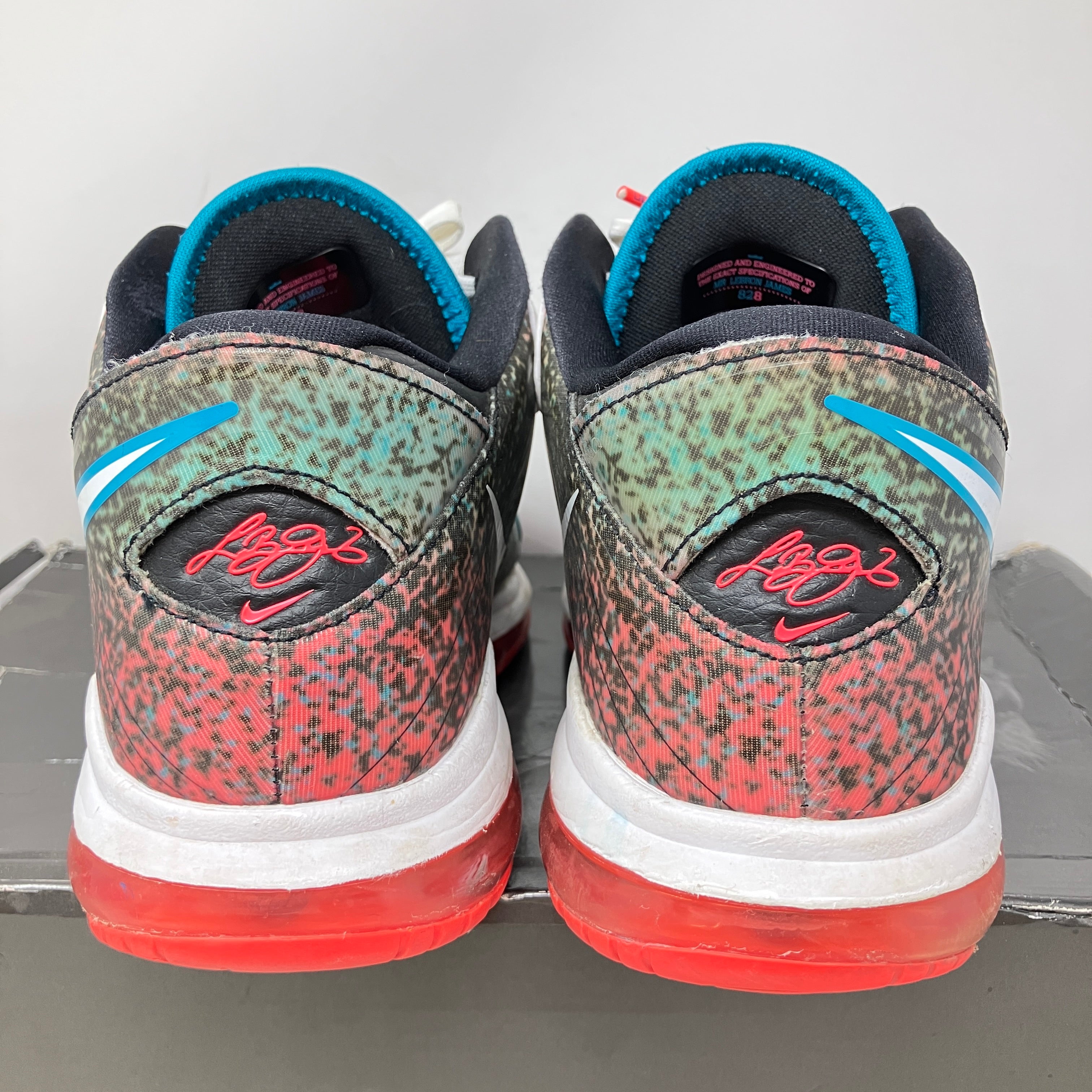 Nike LeBron 8 V2 Low Miami Nights (2021)