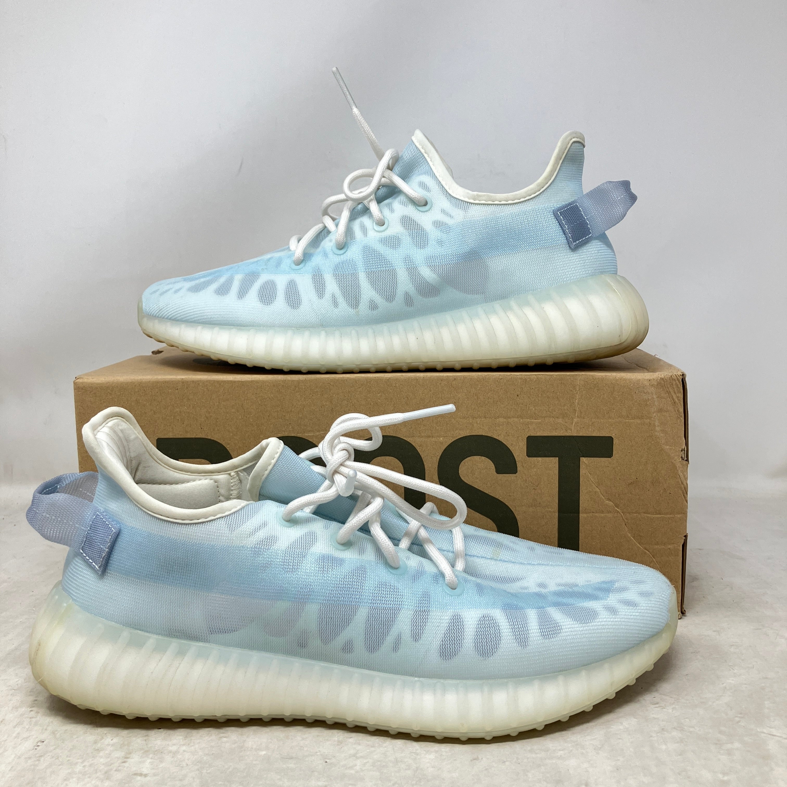 adidas Yeezy Boost 350 V2 Mono Ice