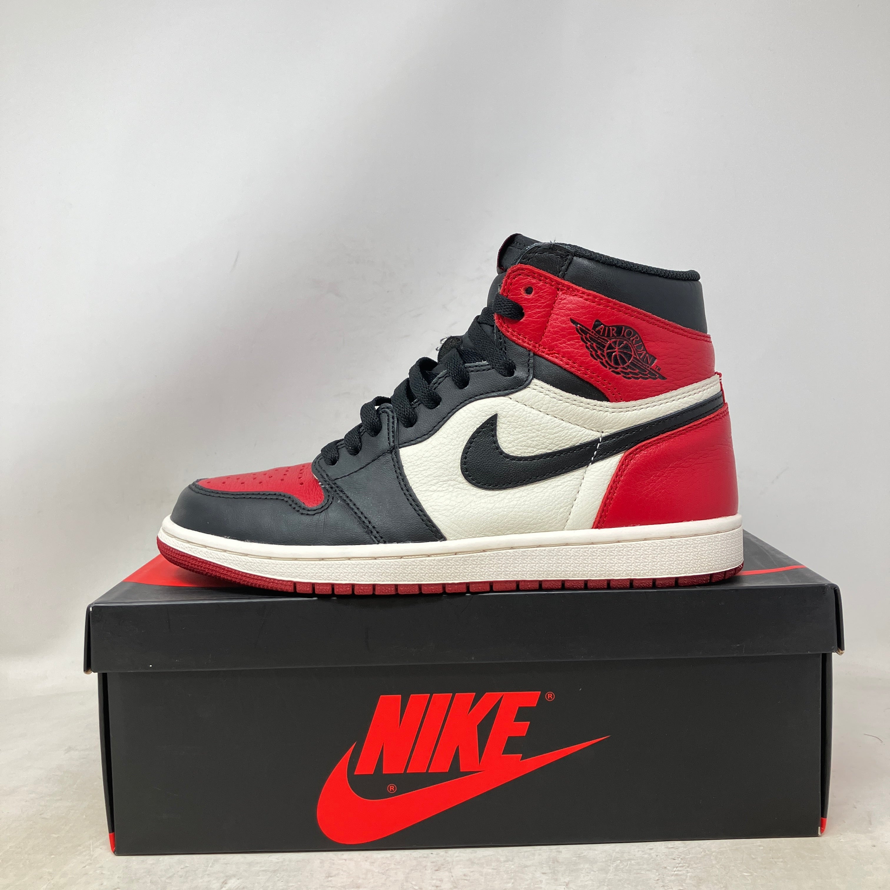 Jordan 1 Retro High Bred Toe