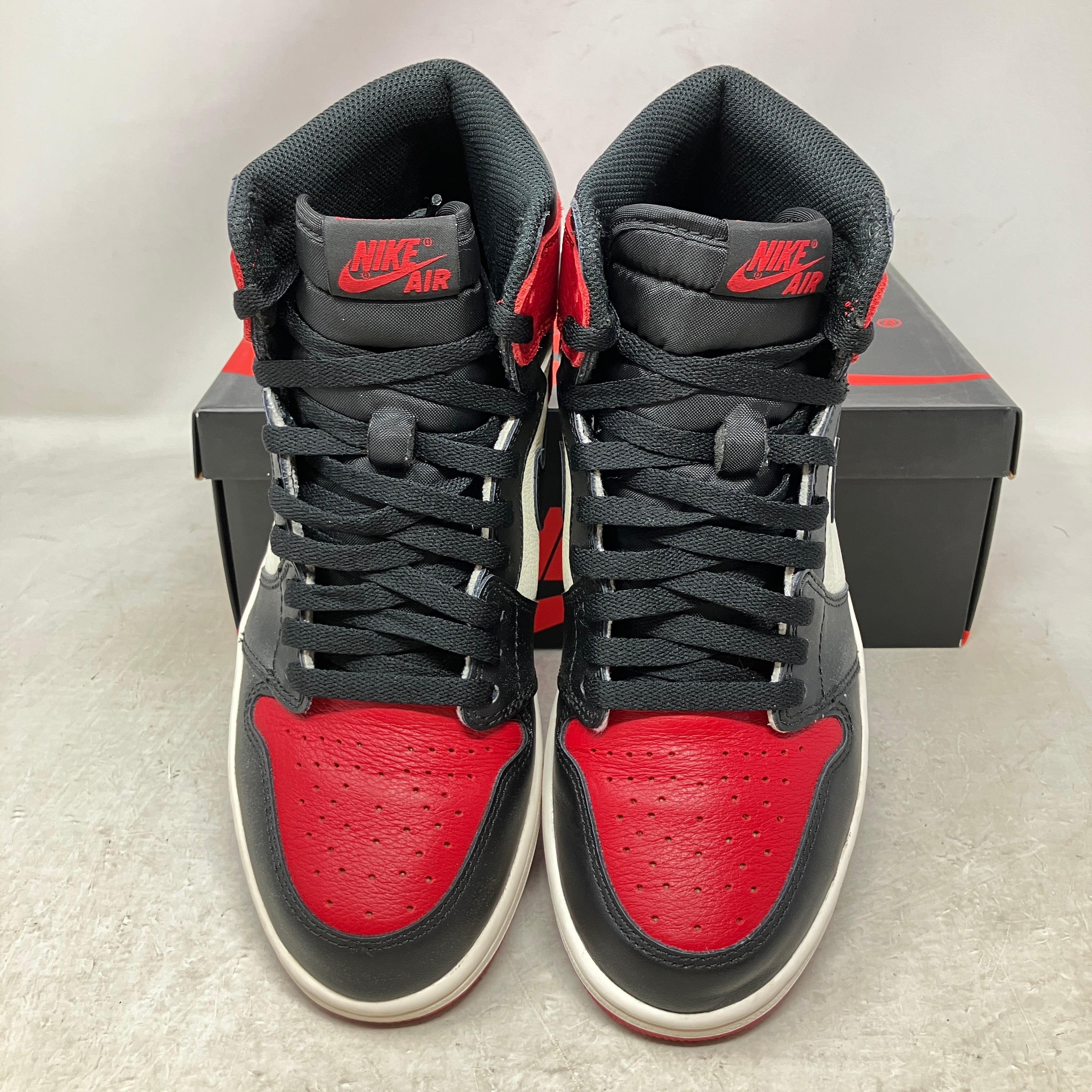 Jordan 1 Retro High Bred Toe