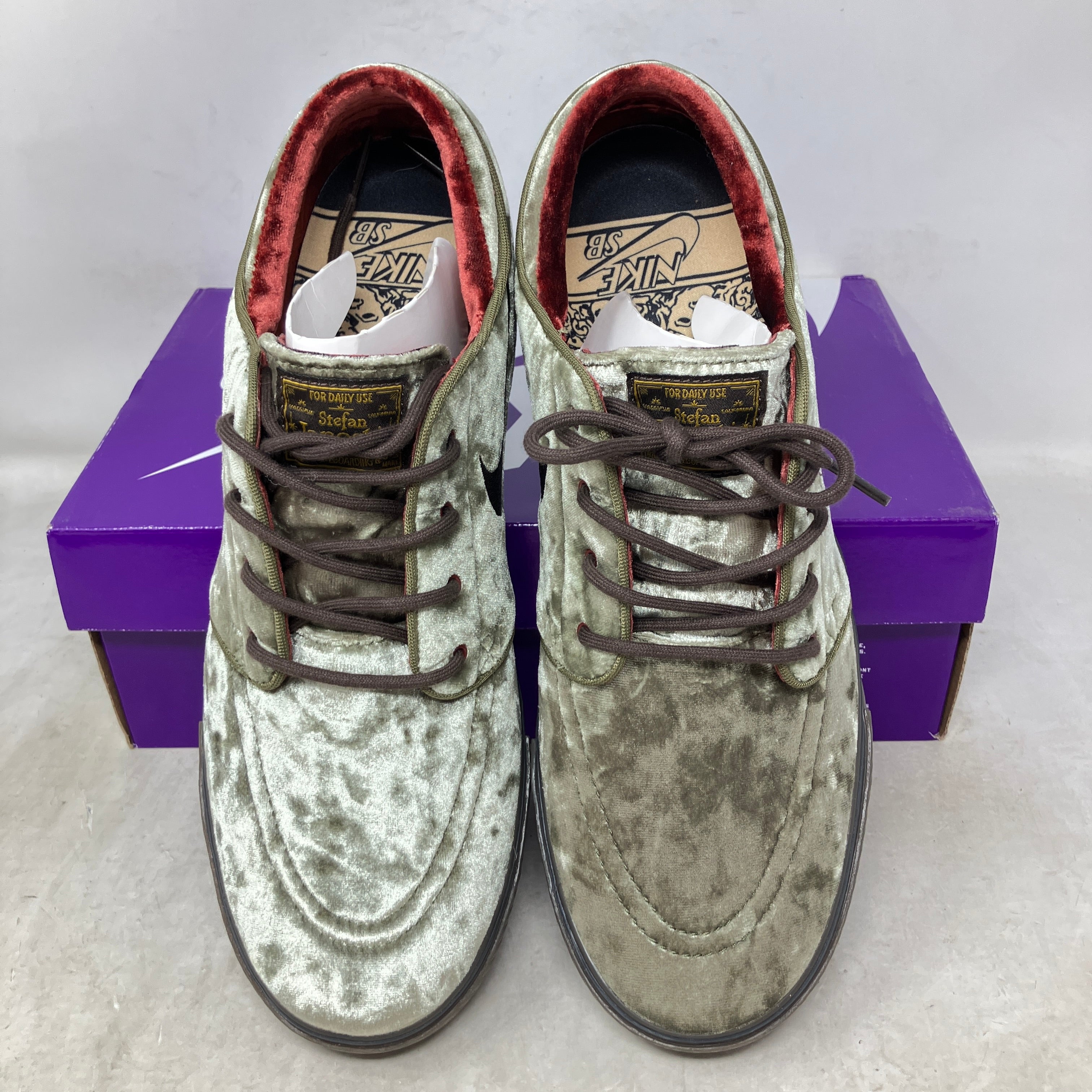 Nike SB Zoom Janoski OG+ SE Medium Olive Baroque Brown Dark Team Red Velvet Brown