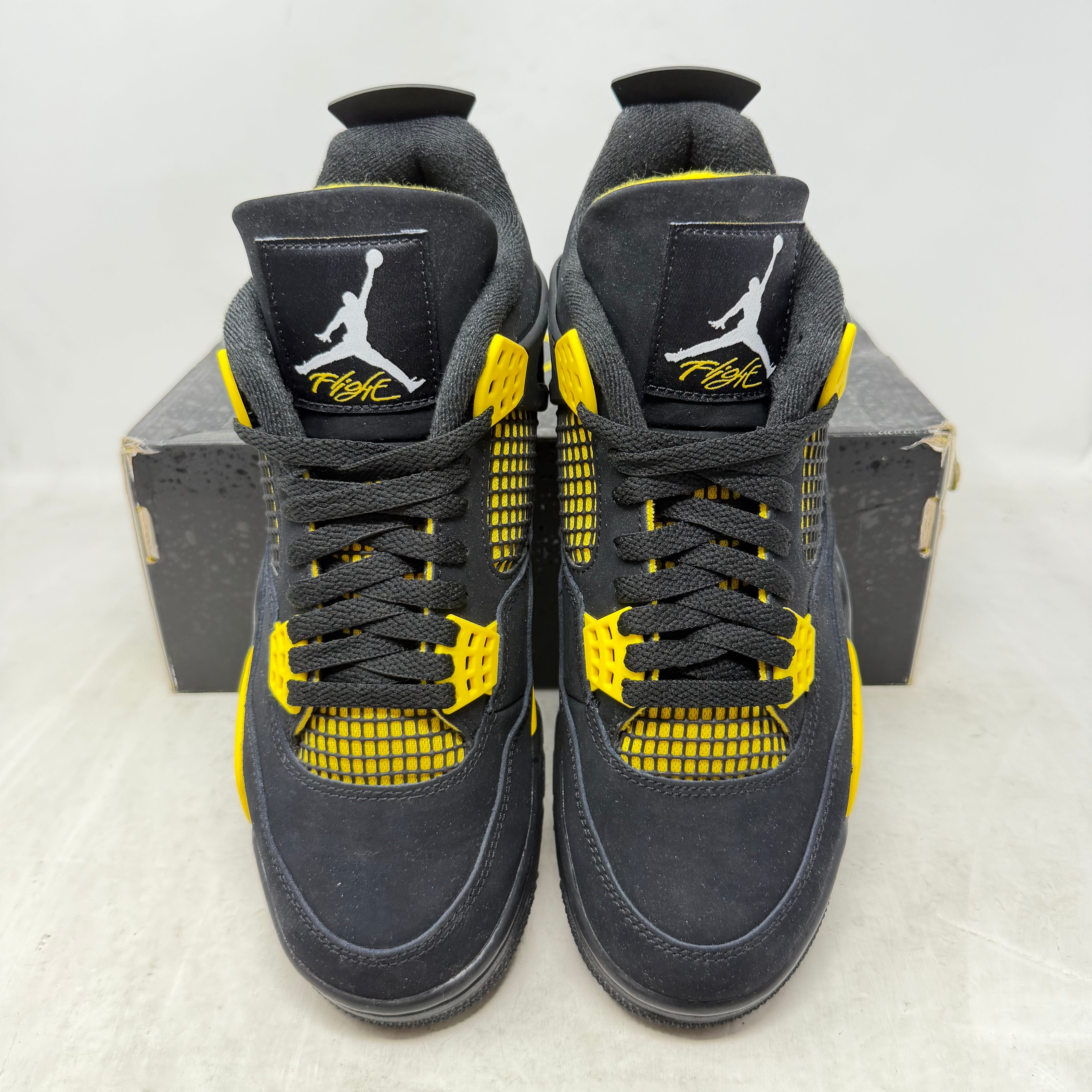 Jordan 4 Retro Thunder (2023)