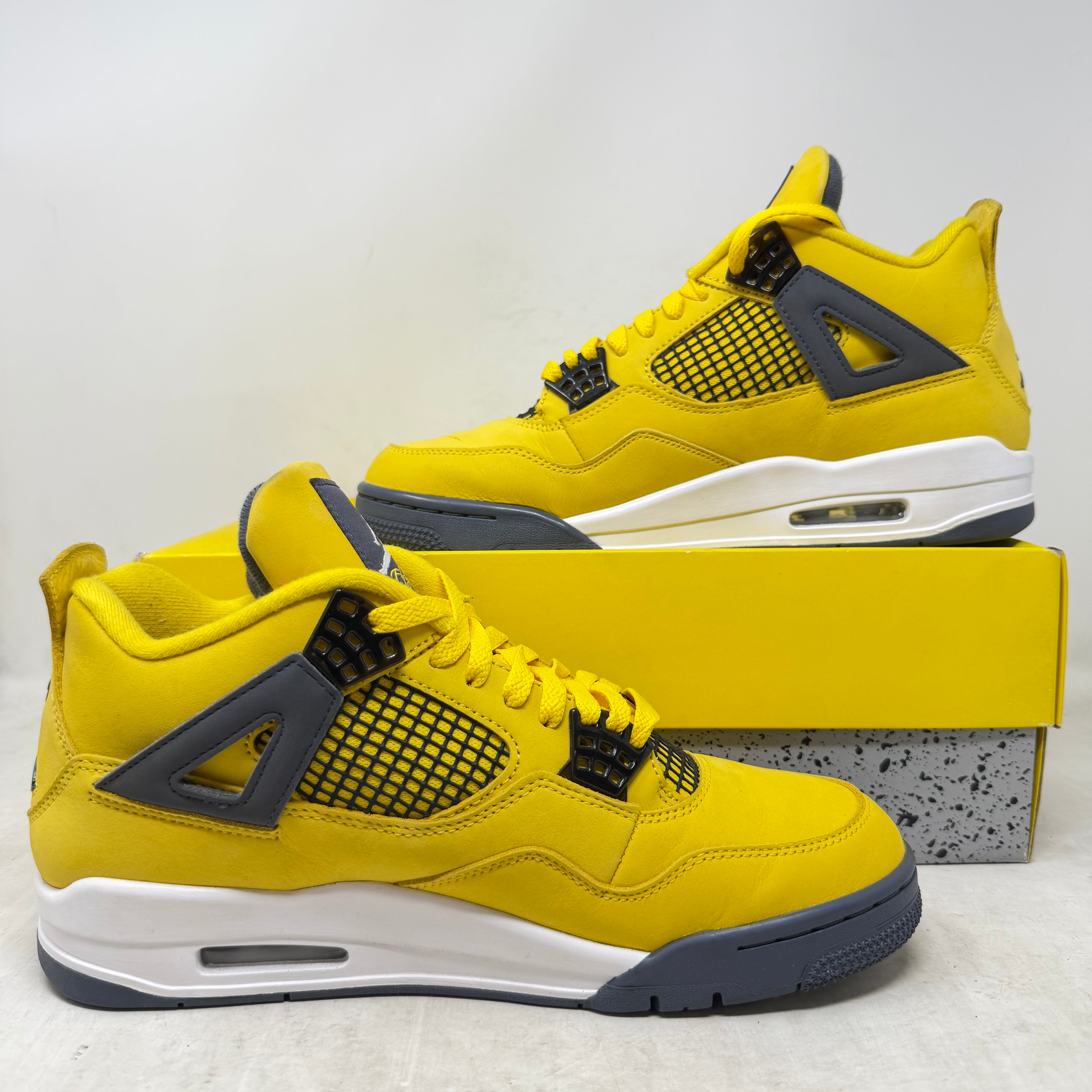 Jordan 4 Retro Lightning (2021)