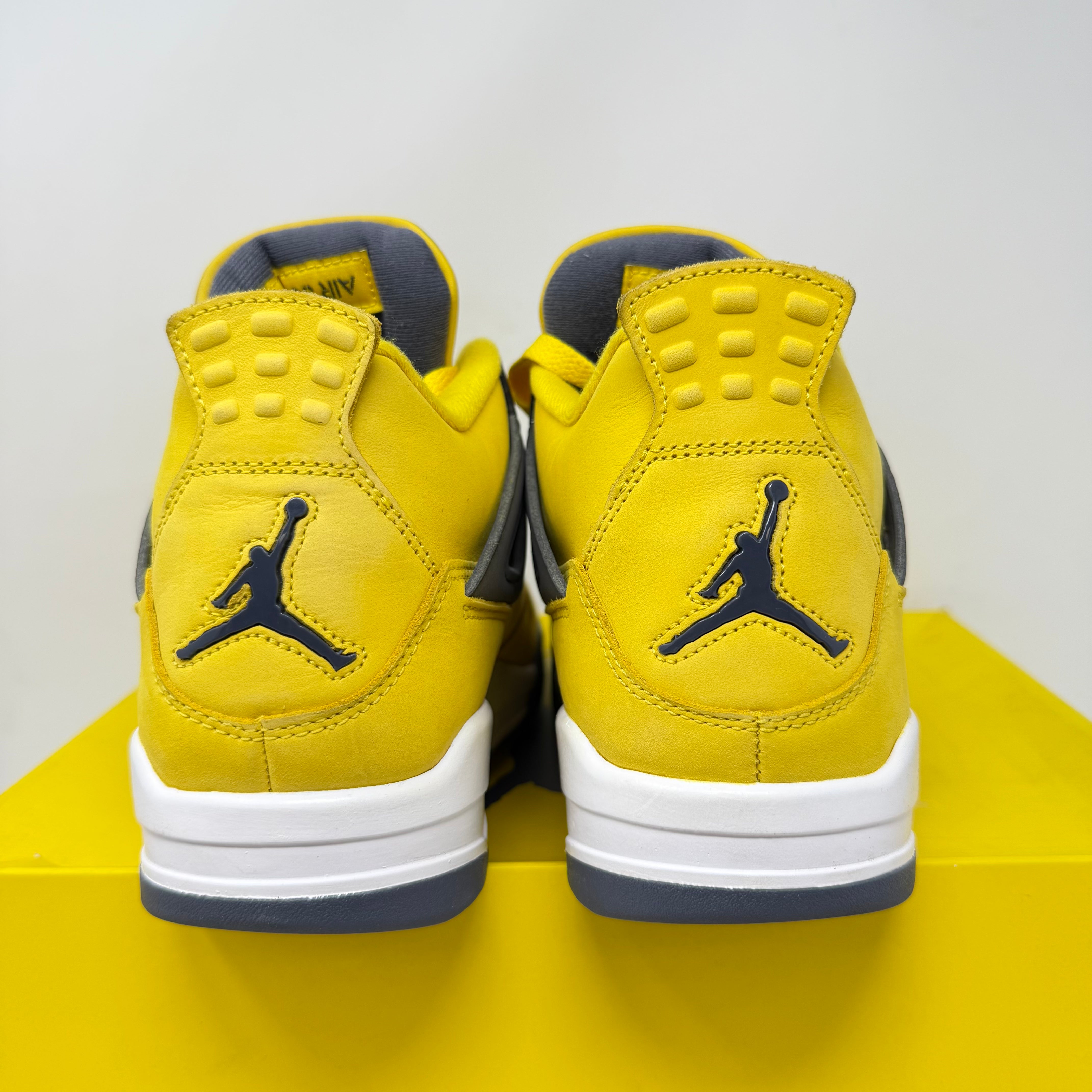 Jordan 4 Retro Lightning (2021)
