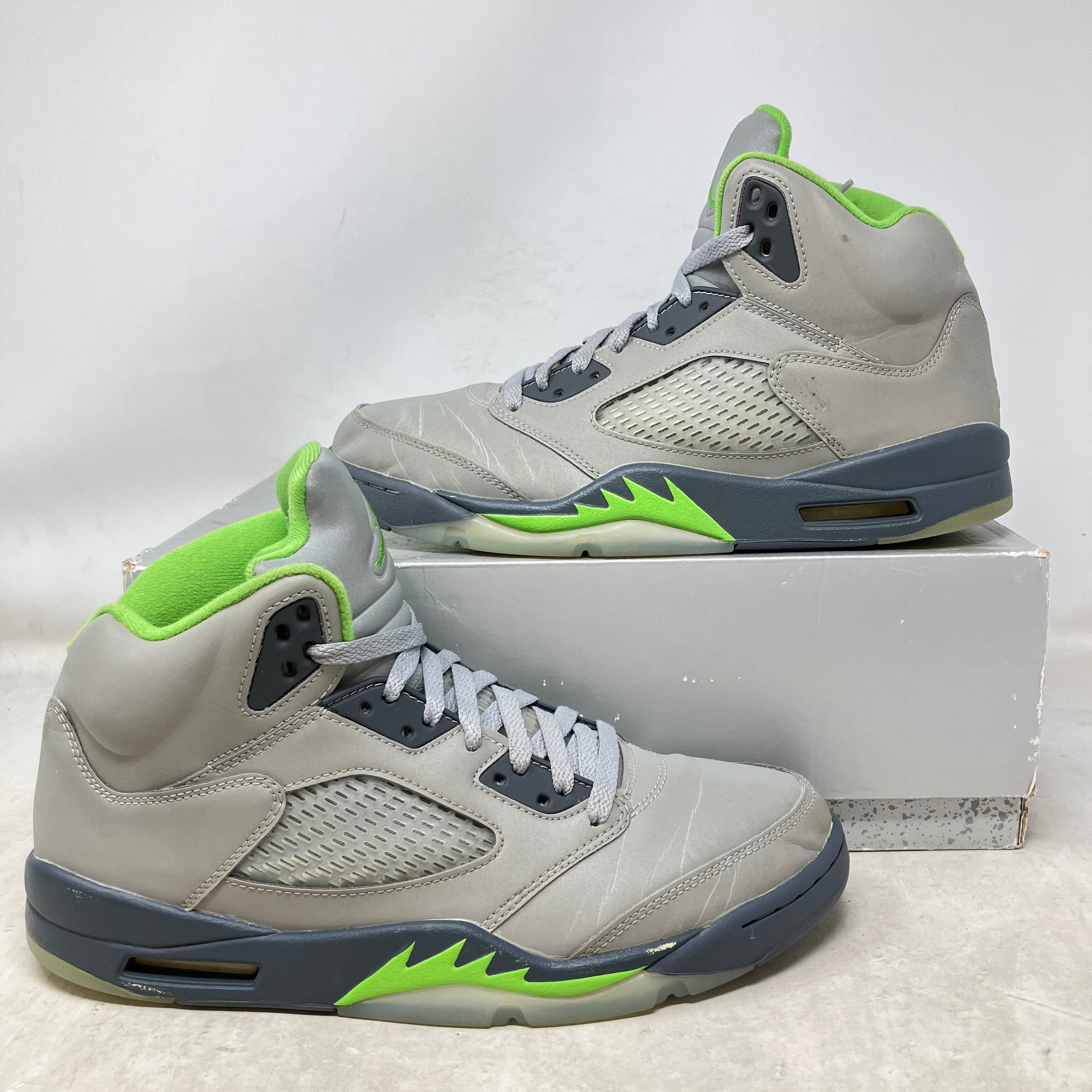 Jordan 5 Retro Green Bean (2022)