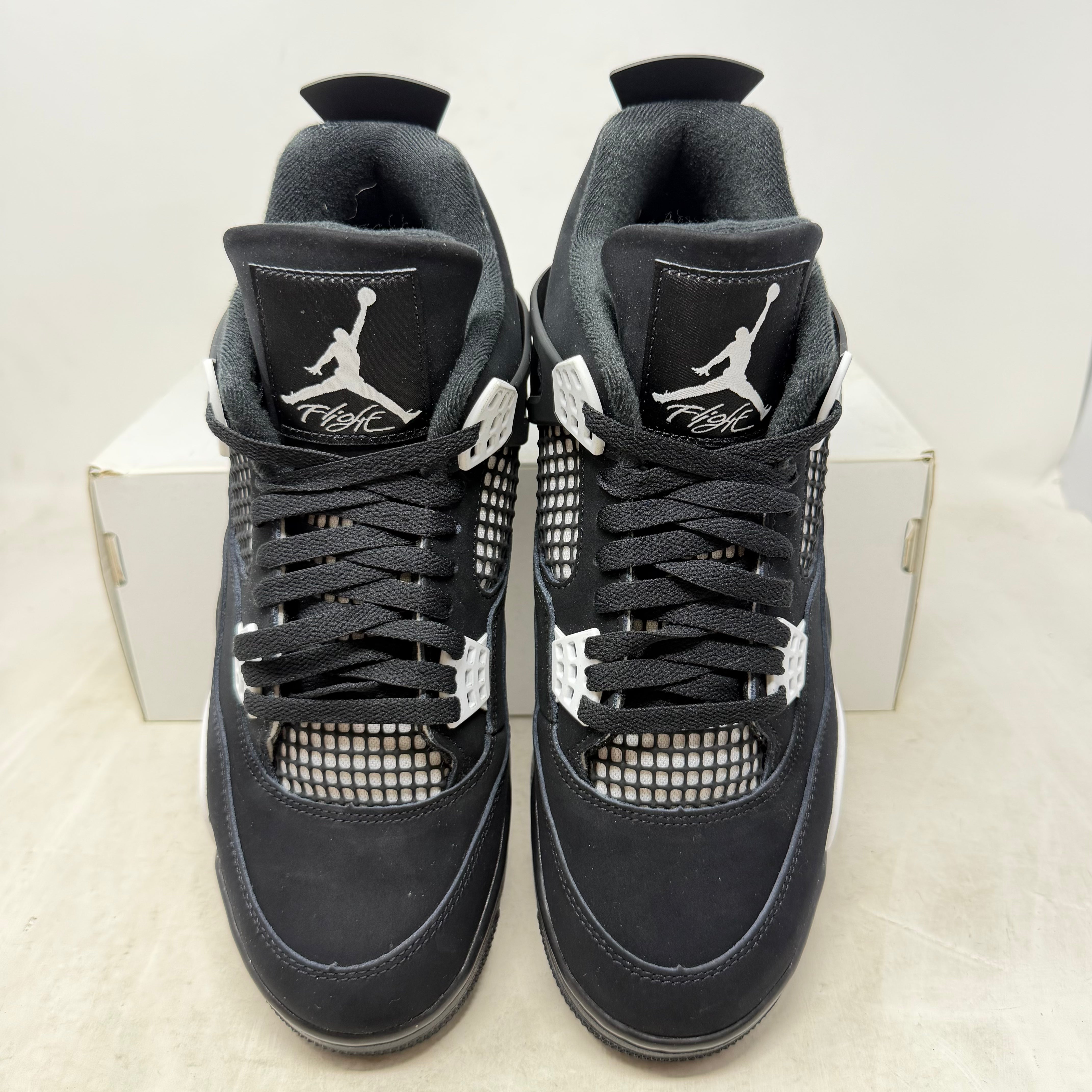 Jordan 4 Retro White Thunder