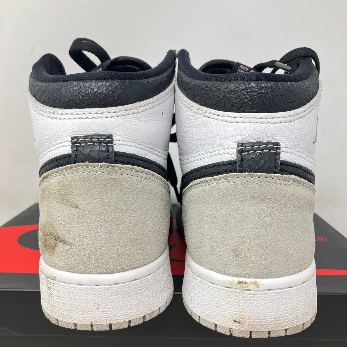 Jordan 1 Retro High OG Bleached Coral (GS)