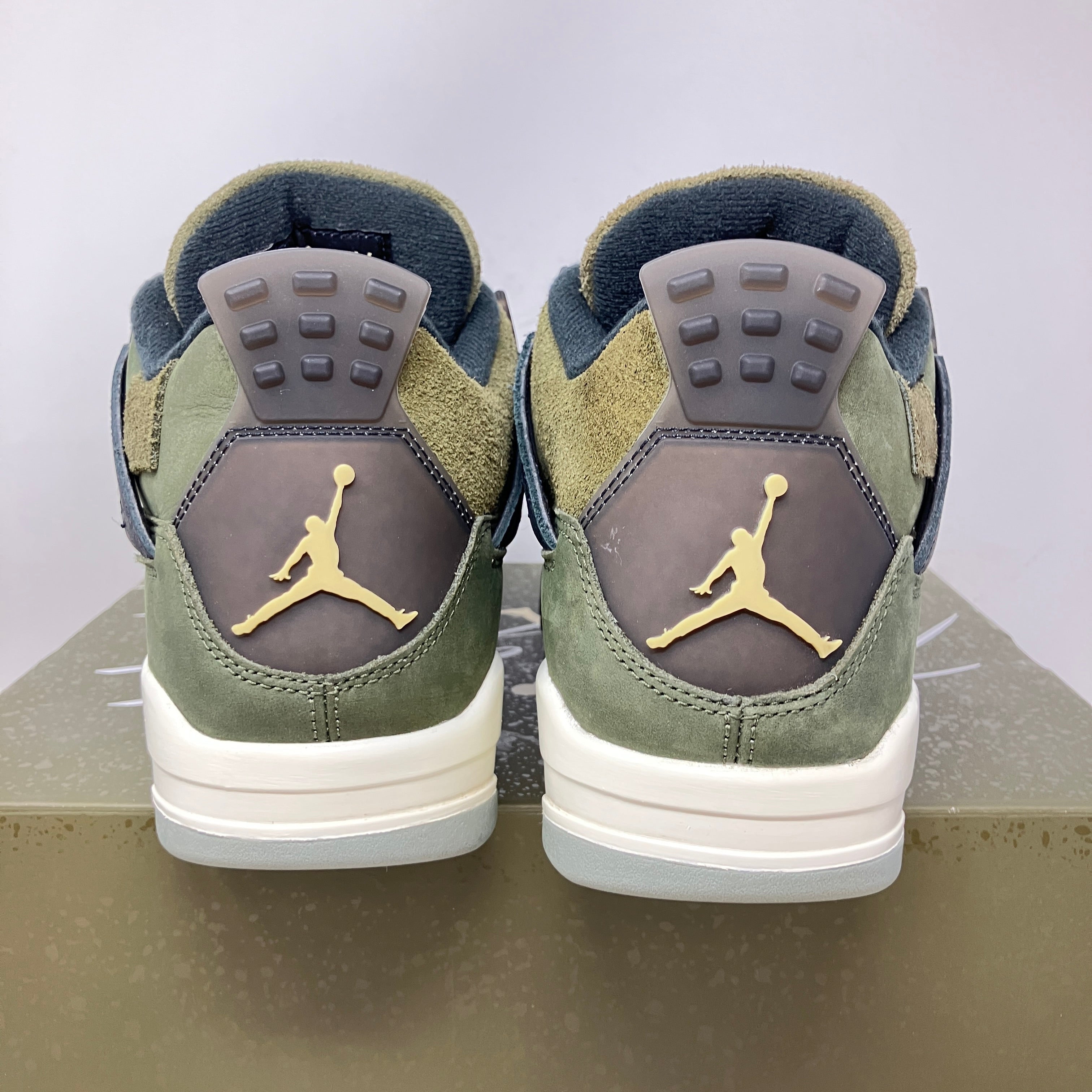 Jordan 4 Retro SE Craft Medium Olive