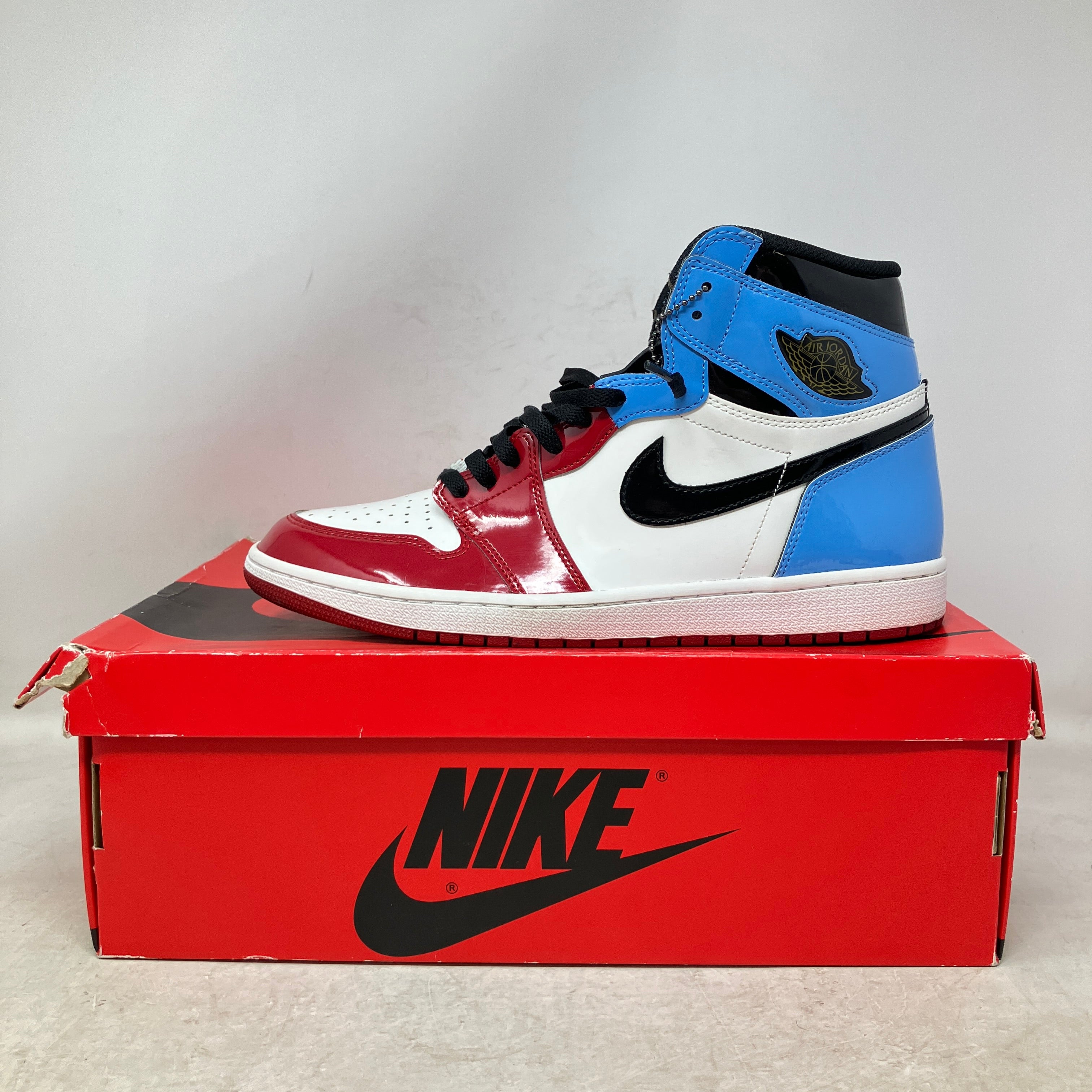 Jordan 1 Retro High Fearless UNC Chicago