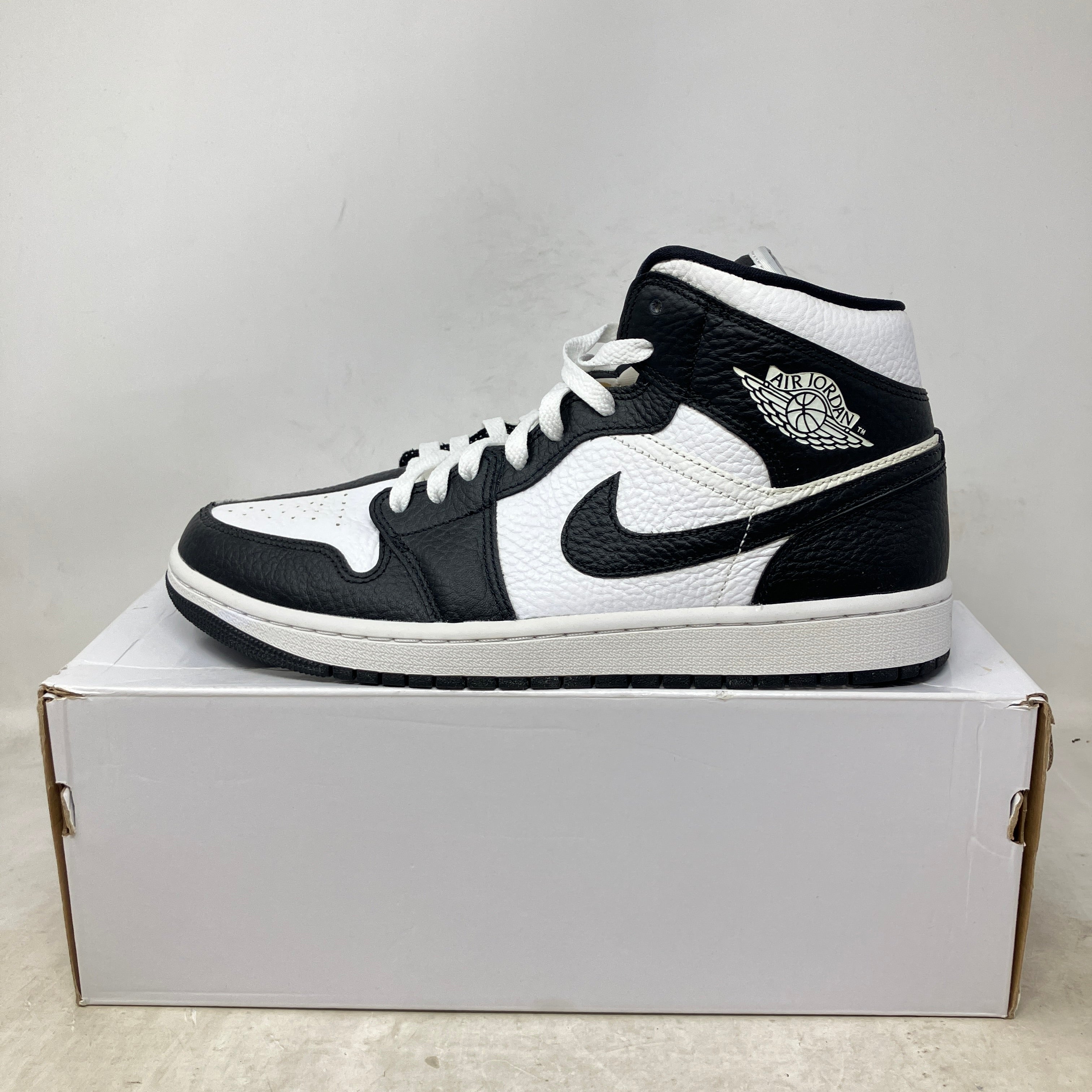 Jordan 1 Mid Split Black White (Women's)