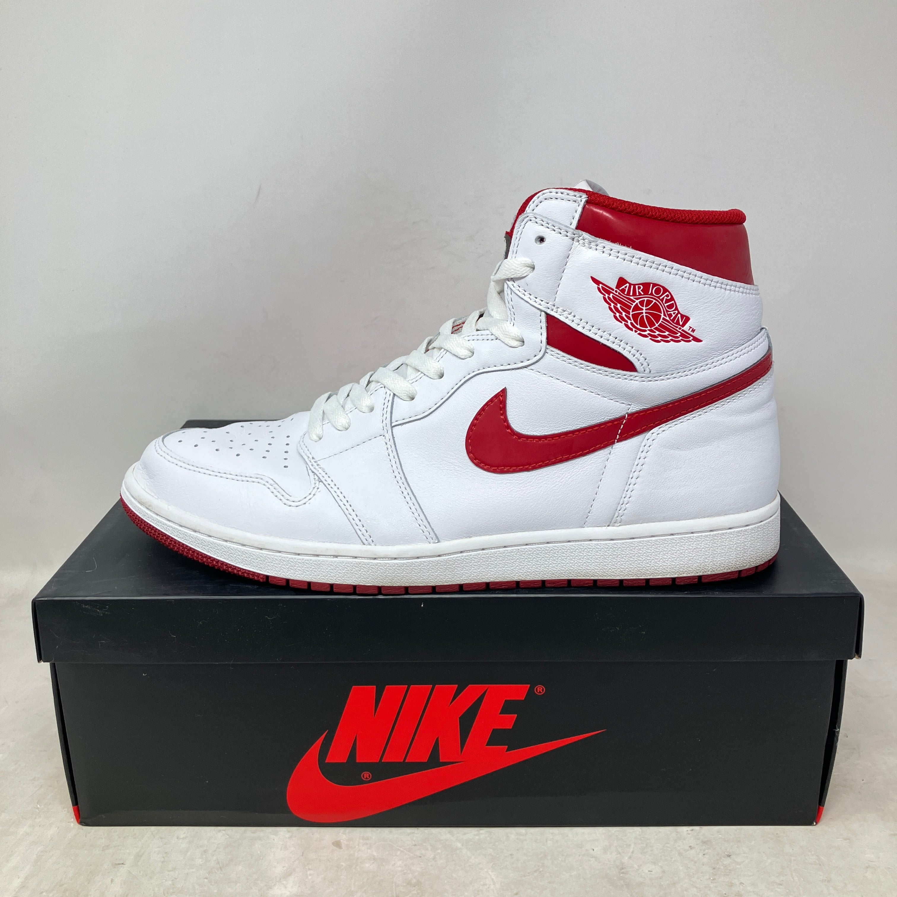 Jordan 1 Retro Metallic Red (2017)