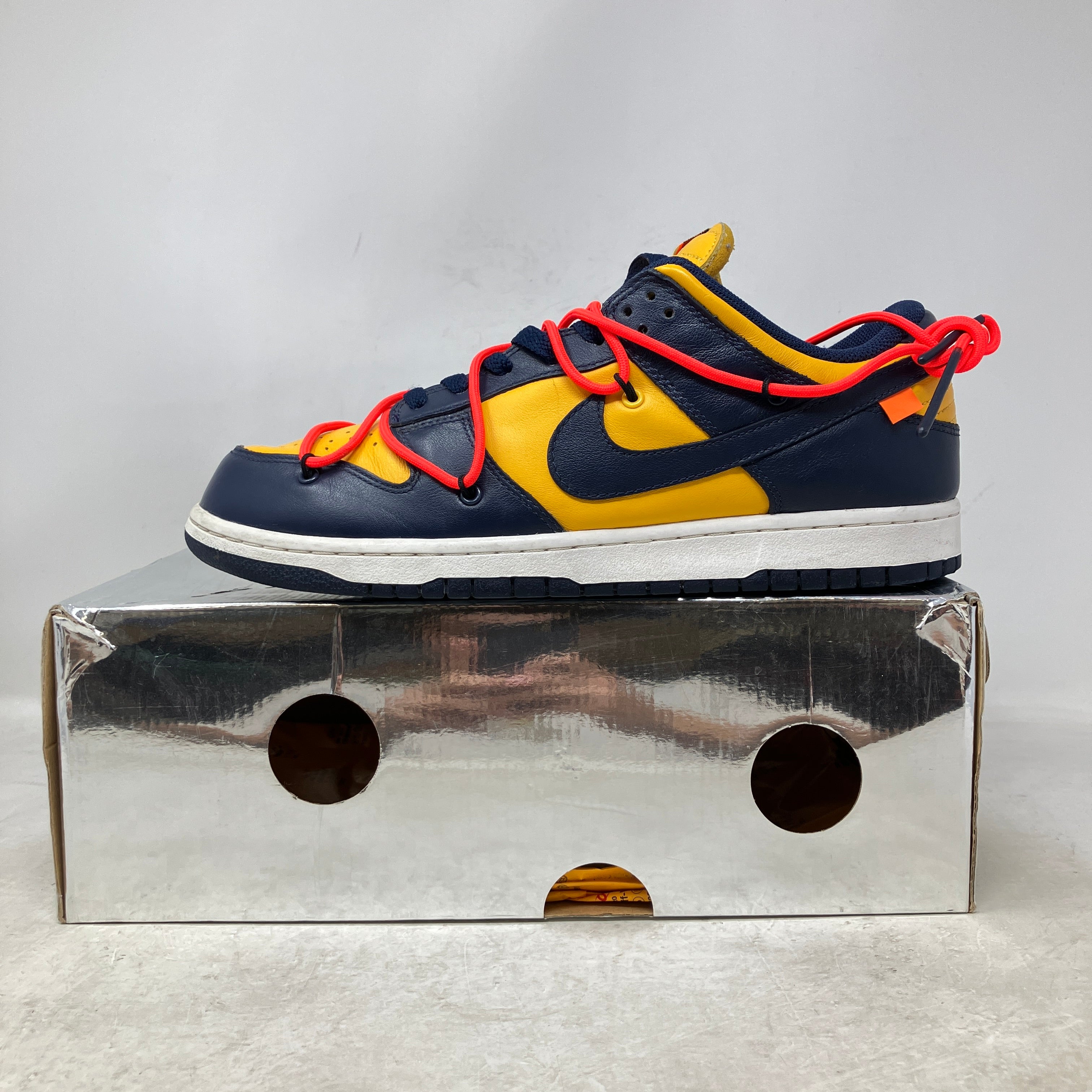 Nike Dunk Low Off-White University Gold