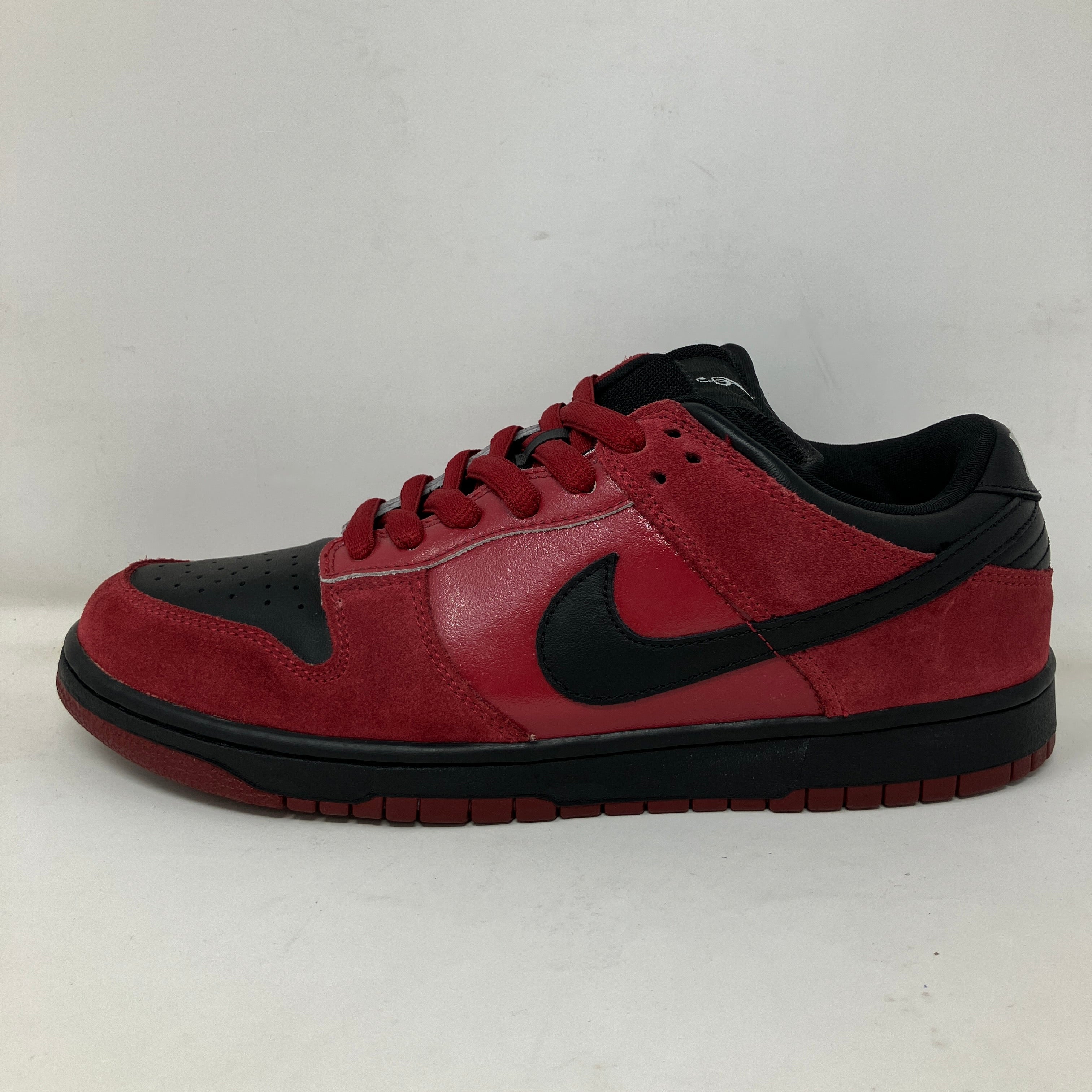 Nike SB Dunk Low Milli Vanilli