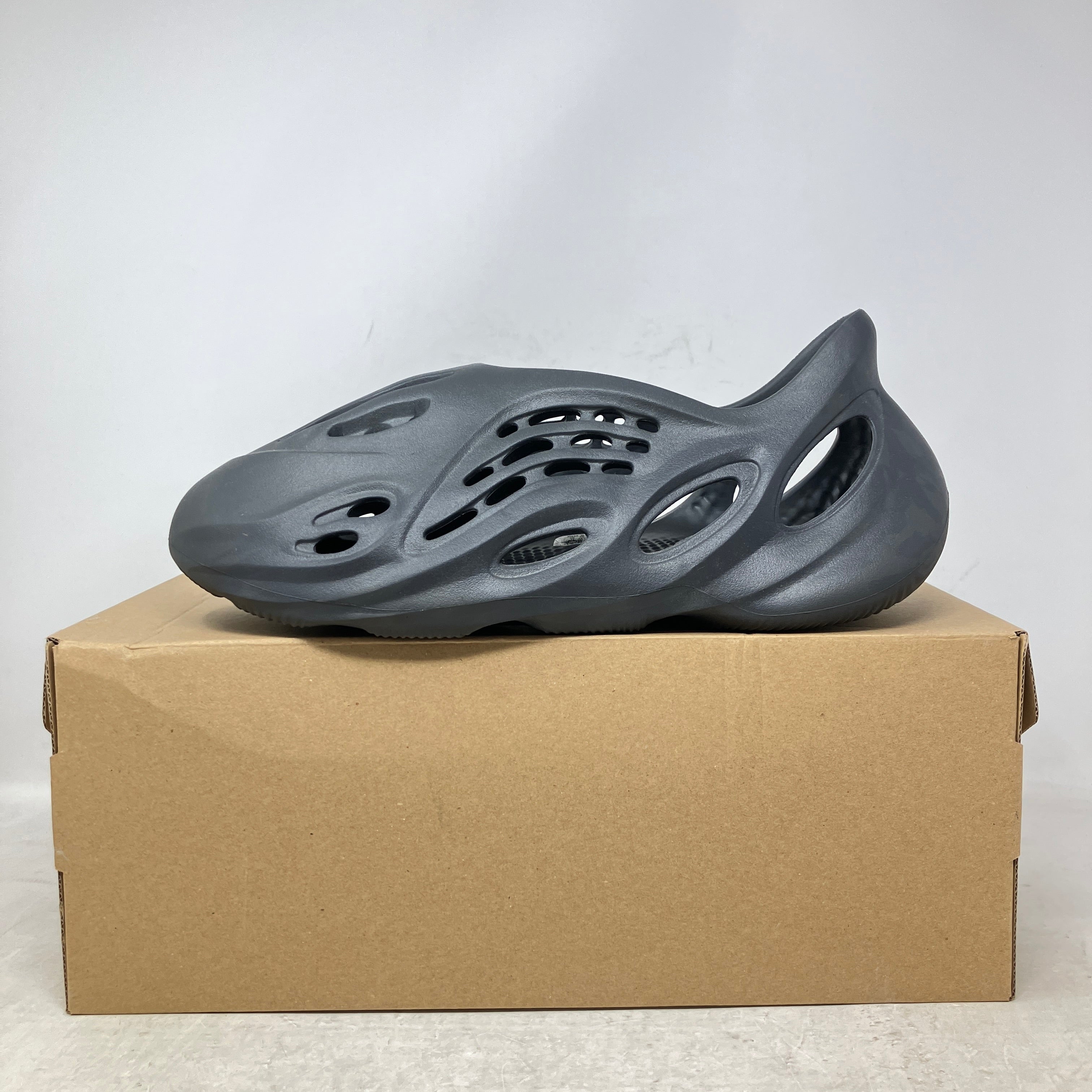 adidas Yeezy Foam RNR Onyx